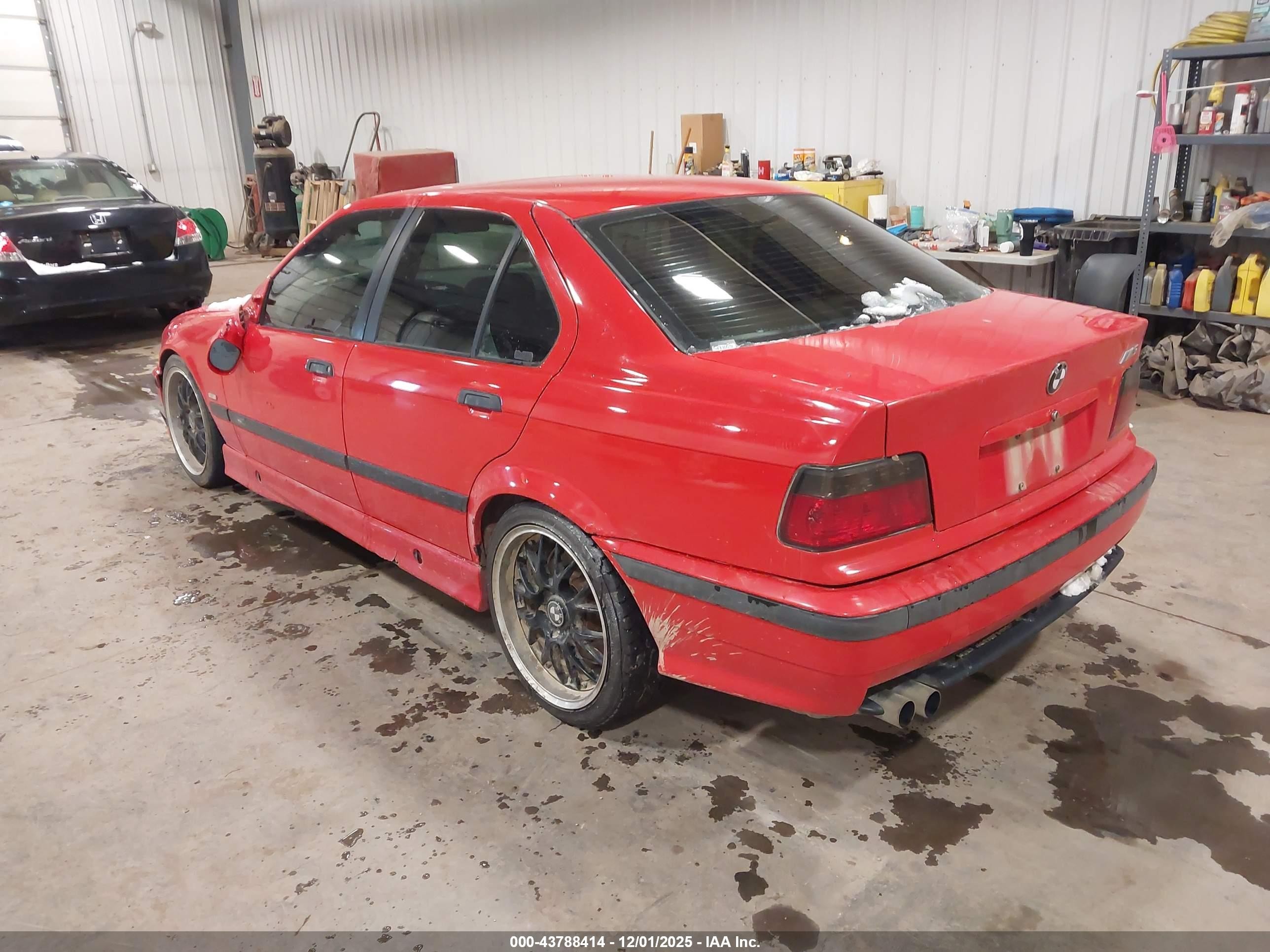 1998 Bmw M3   Red vin: WBSCD9320WEE08539