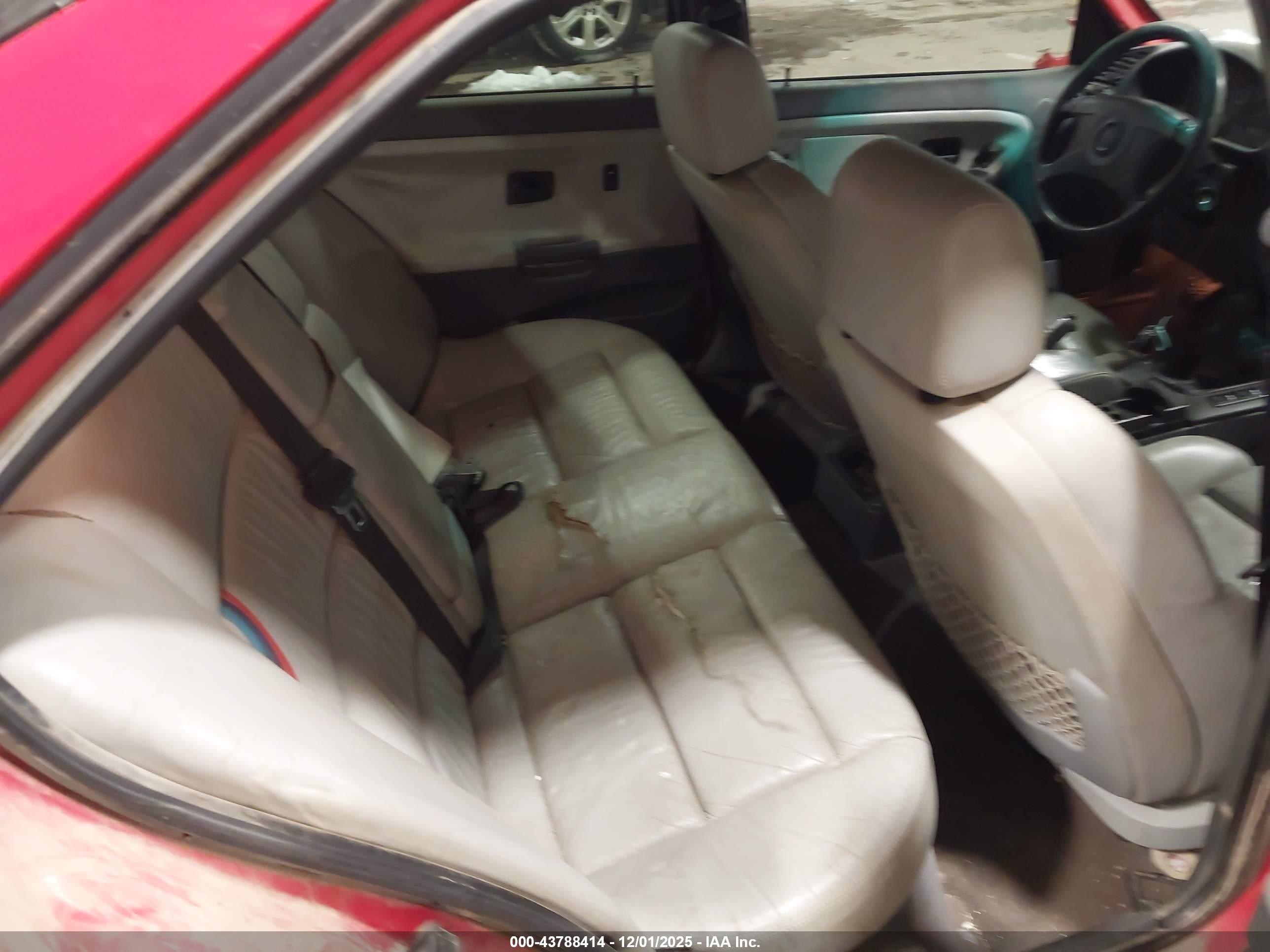 1998 Bmw M3   Red vin: WBSCD9320WEE08539