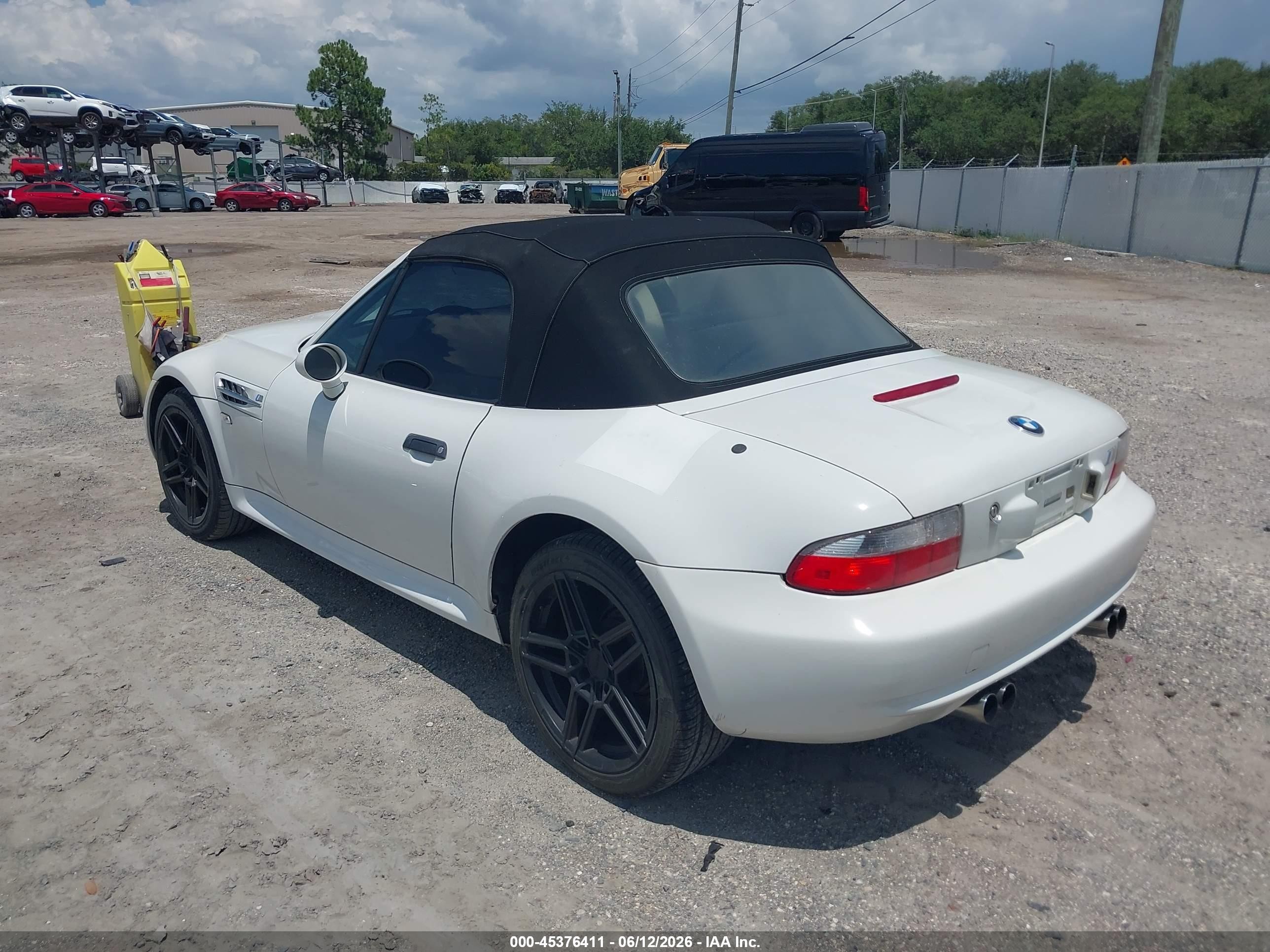 2000 Bmw M   White vin: WBSCK9345YLC90171