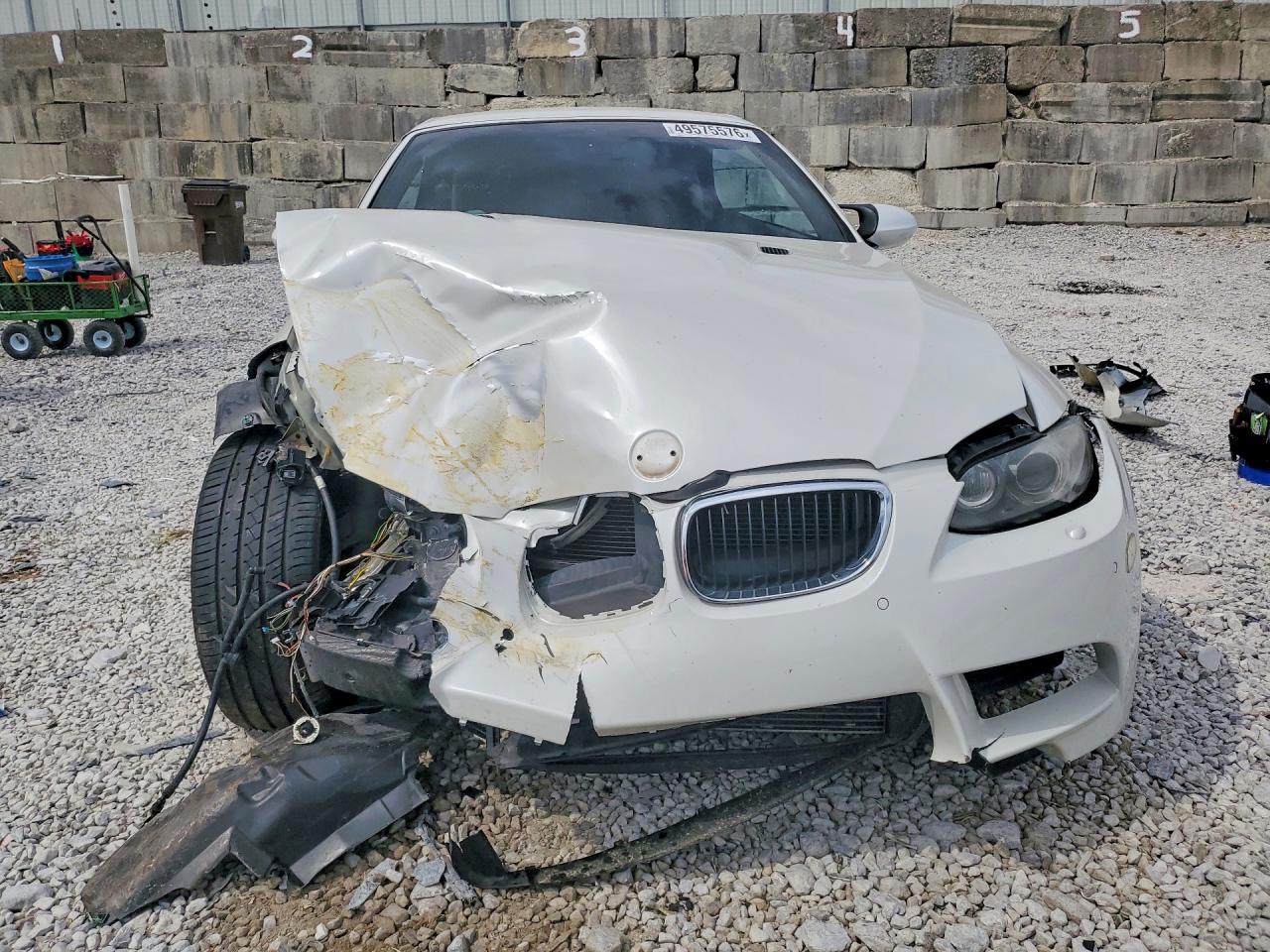 2011 Bmw M3 White vin: WBSDX9C53BE584501