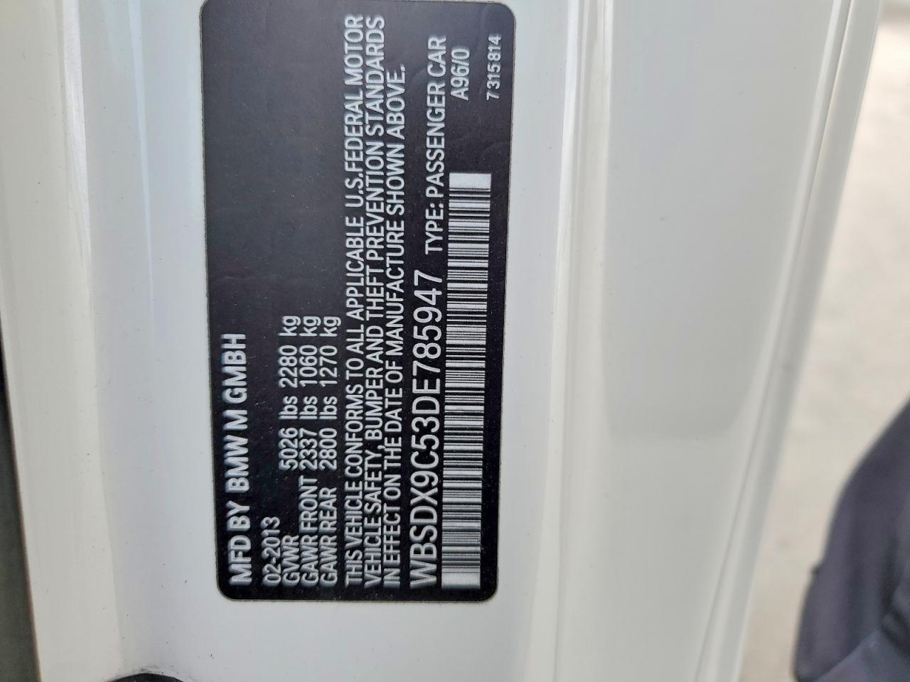 2013 Bmw M3 White vin: WBSDX9C53DE785947