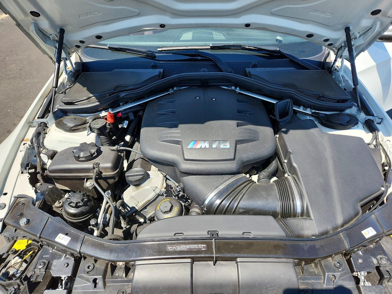 2013 Bmw M3 White vin: WBSDX9C55DE785691