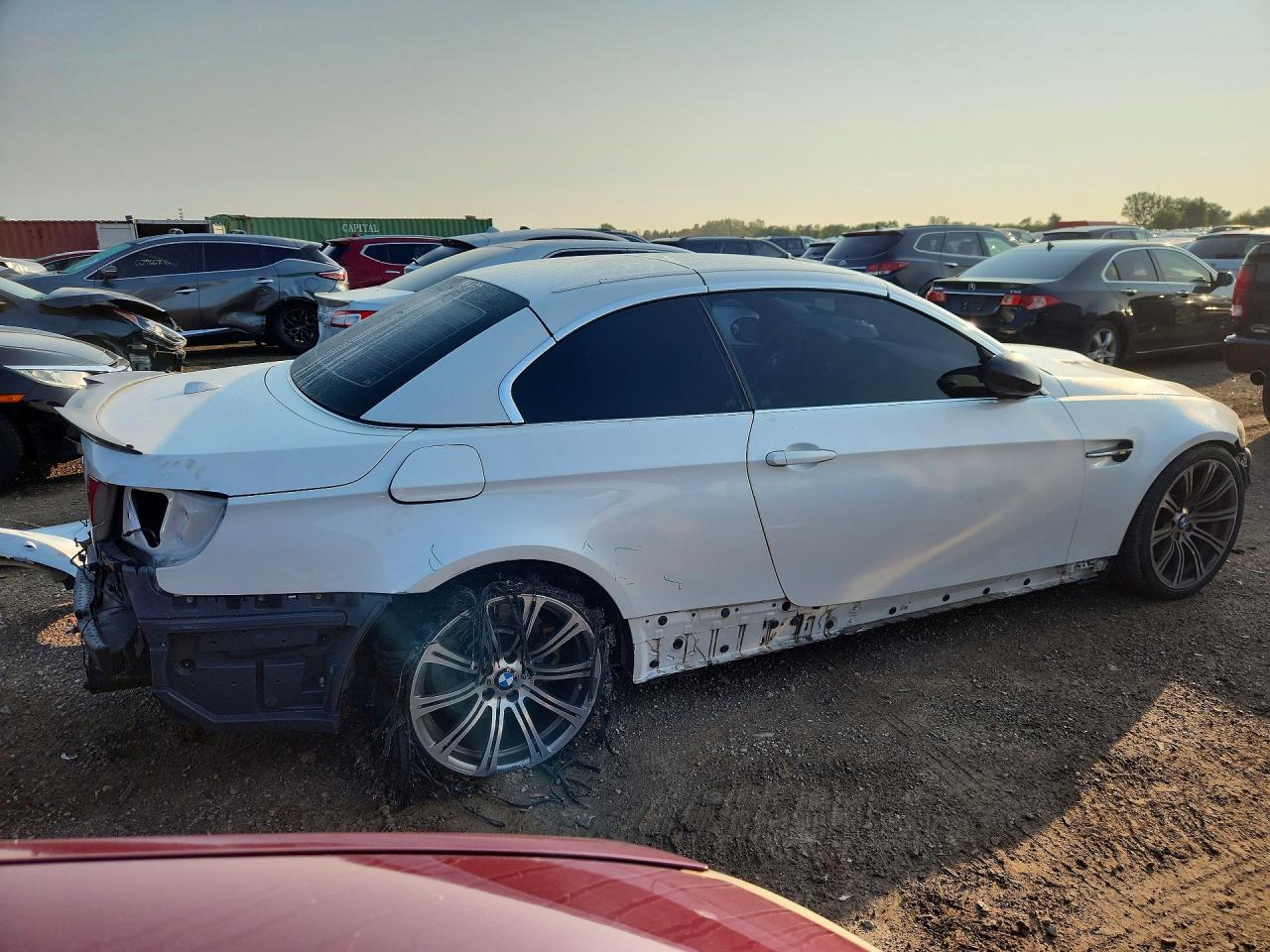 2011 Bmw M3 White vin: WBSDX9C56BE584556
