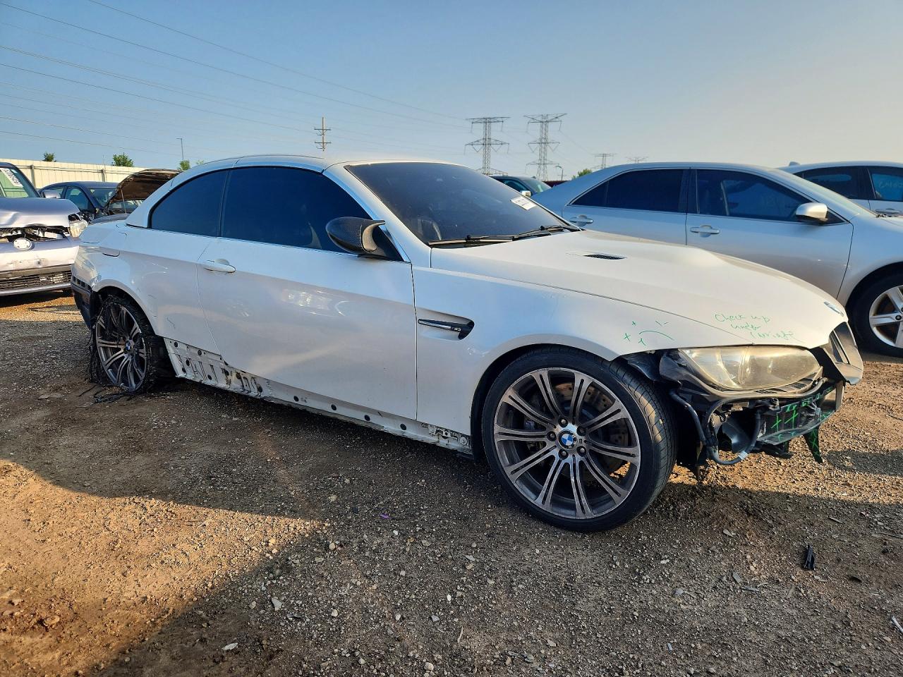 2011 Bmw M3 White vin: WBSDX9C56BE584556