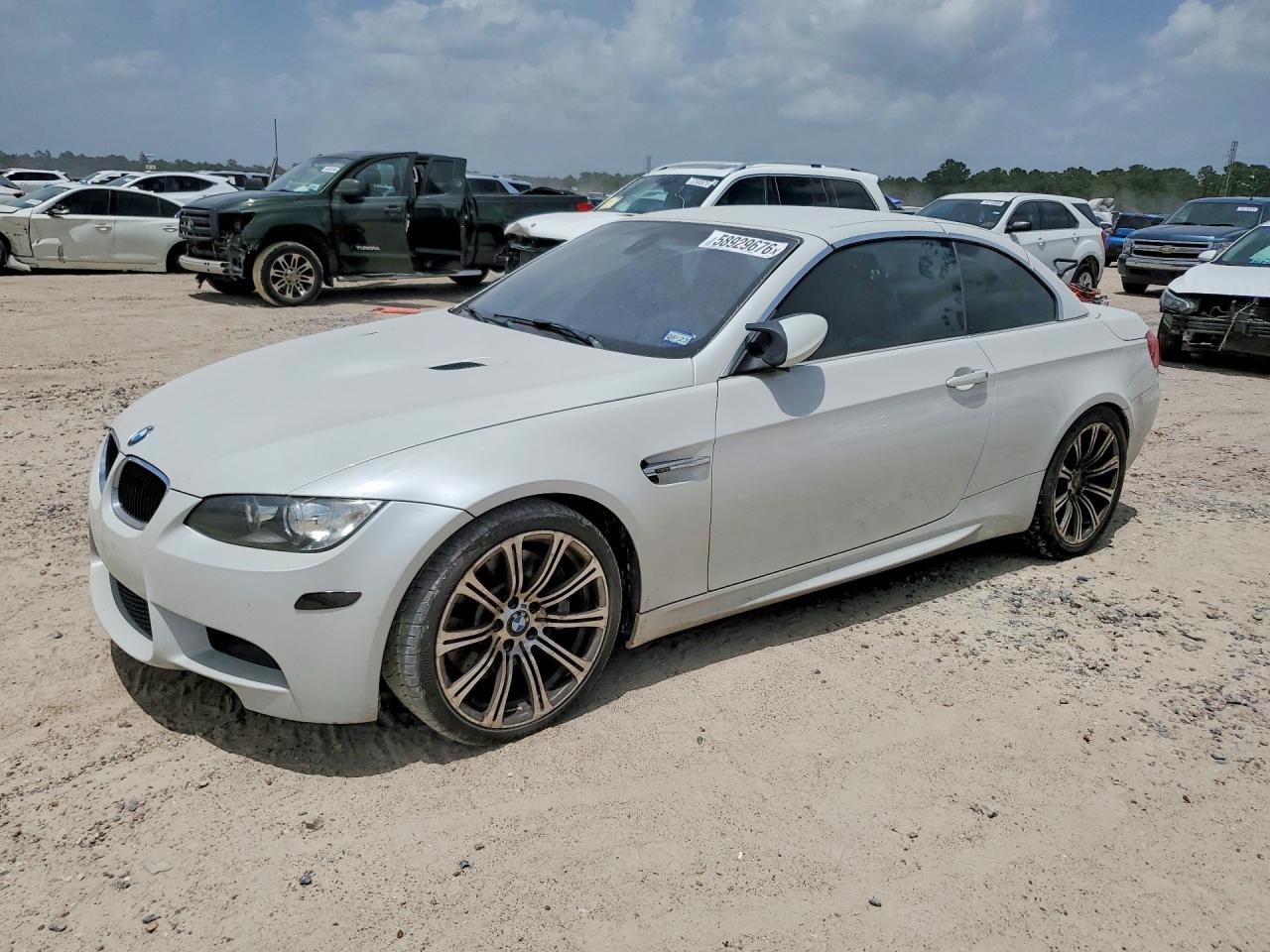 2011 Bmw M3 White vin: WBSDX9C56BE784160