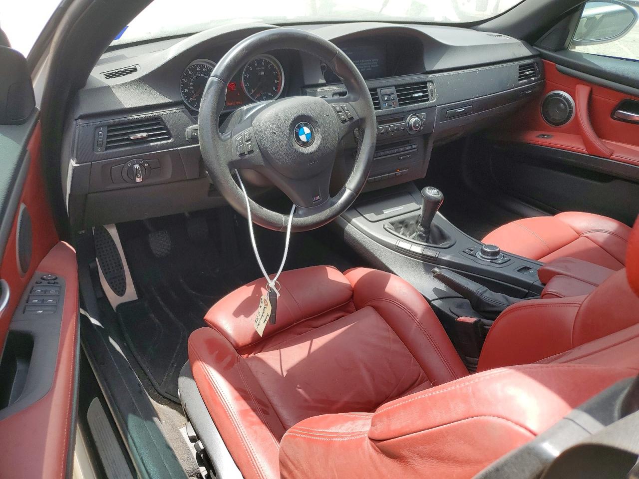 2011 Bmw M3 White vin: WBSDX9C56BE784160