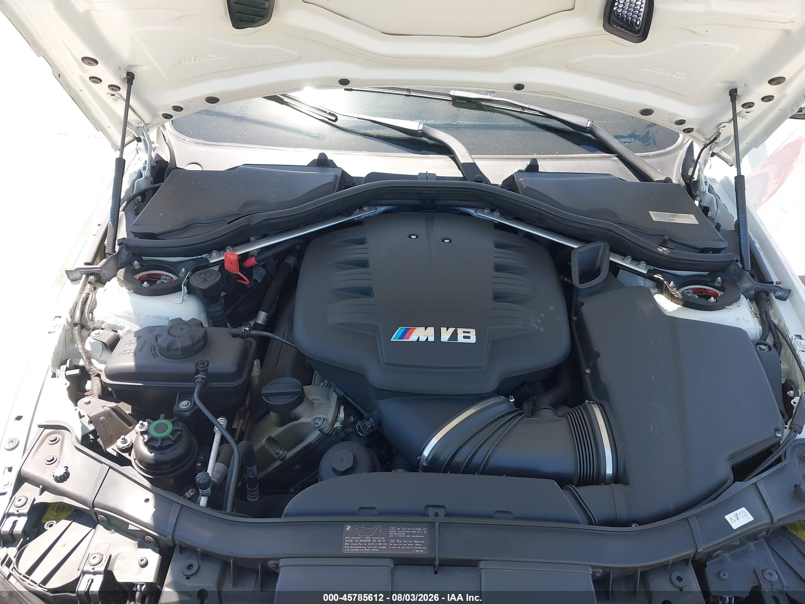 2011 Bmw M3   White vin: WBSDX9C57BE584677