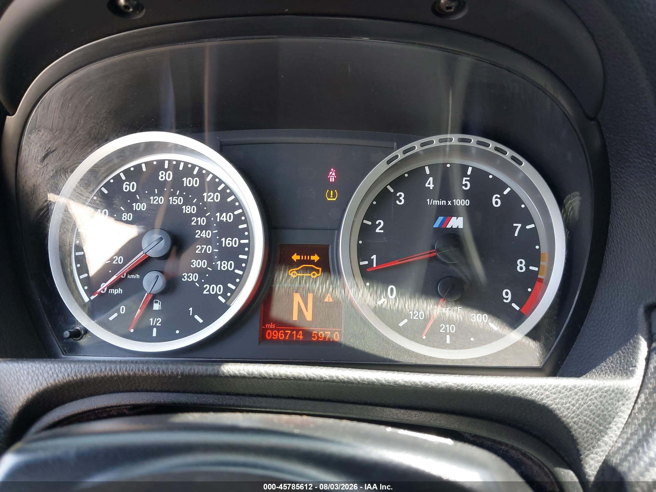 2011 Bmw M3   White vin: WBSDX9C57BE584677
