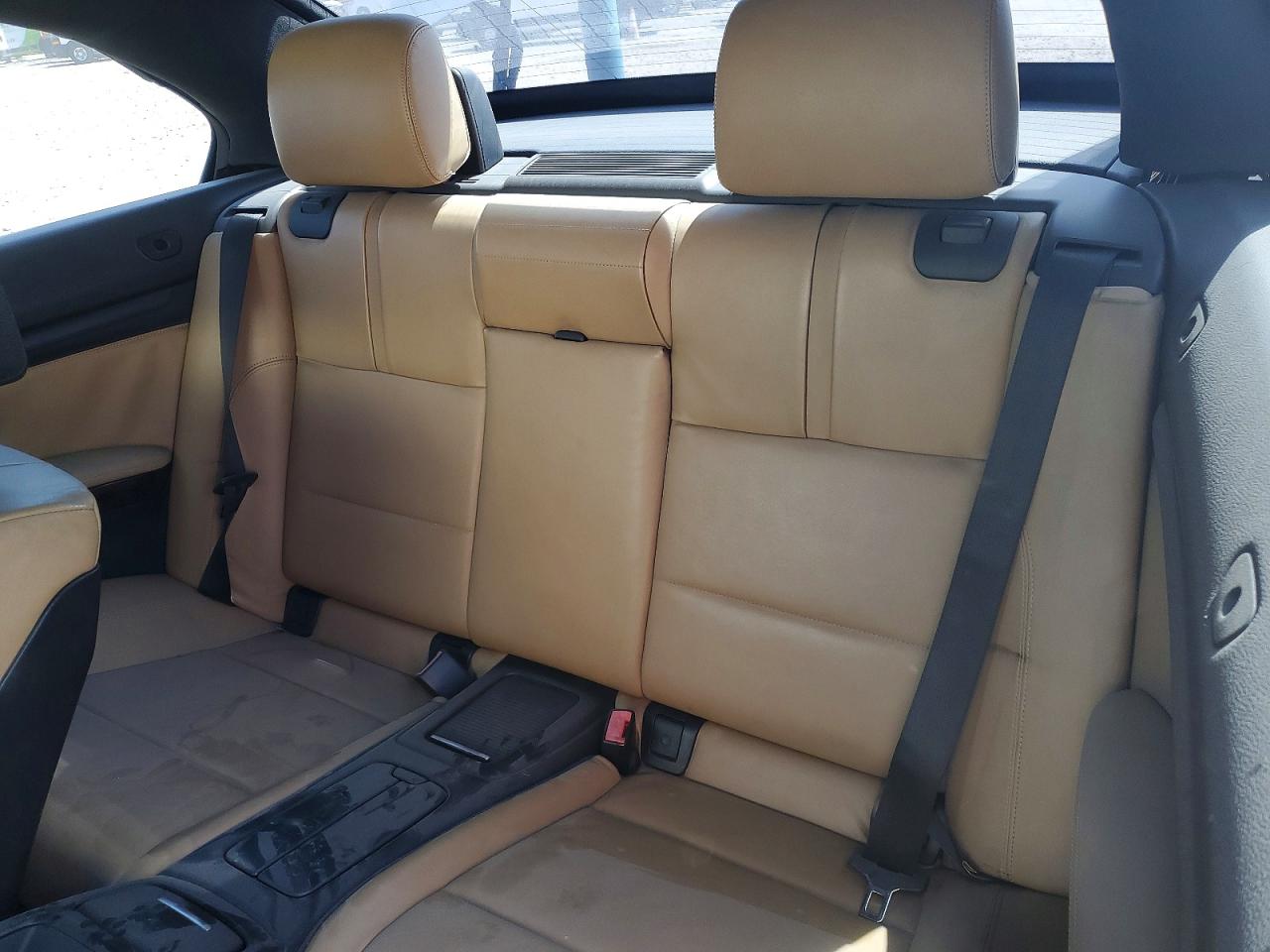 2011 Bmw M3 Silver vin: WBSDX9C58BE584381
