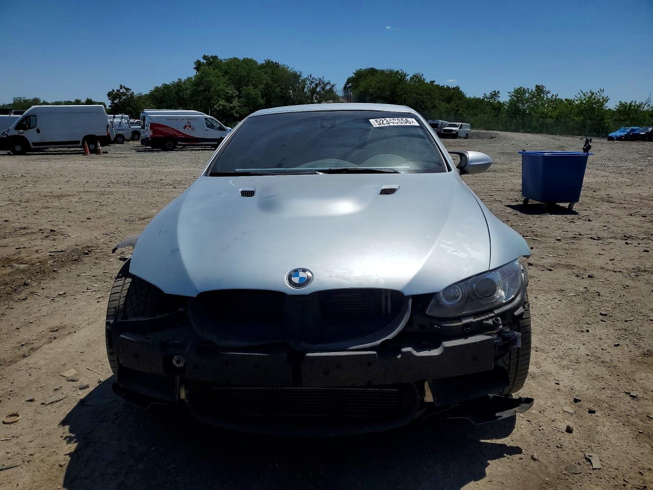 2011 Bmw M3 Silver vin: WBSDX9C58BE584381