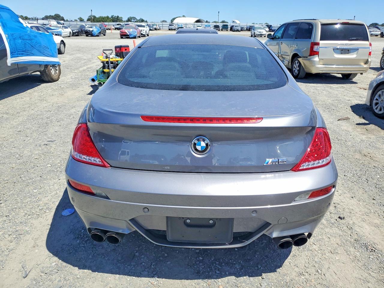 2010 Bmw M6 Silver vin: WBSEH9C58ACY25173