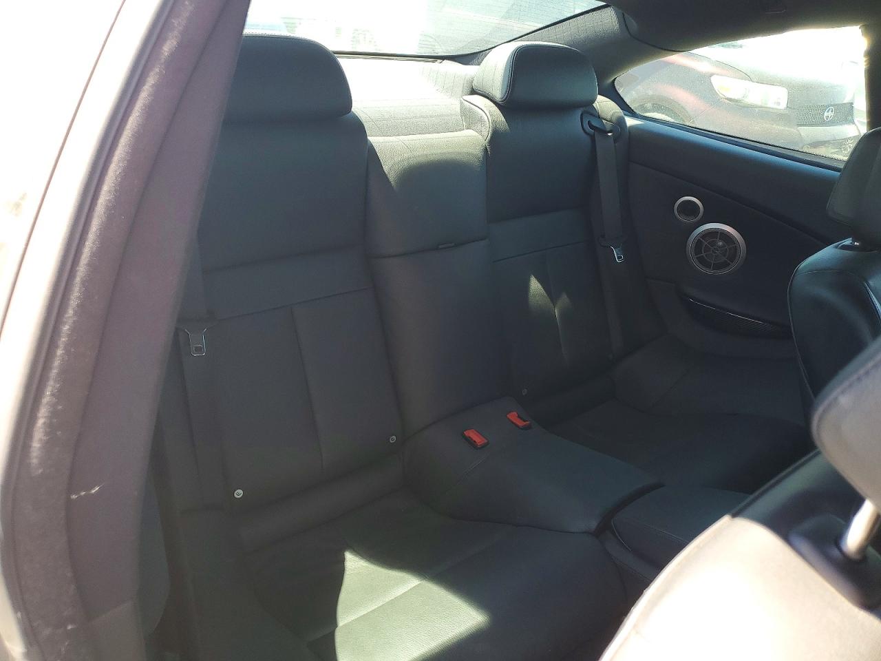 2010 Bmw M6 Silver vin: WBSEH9C58ACY25173