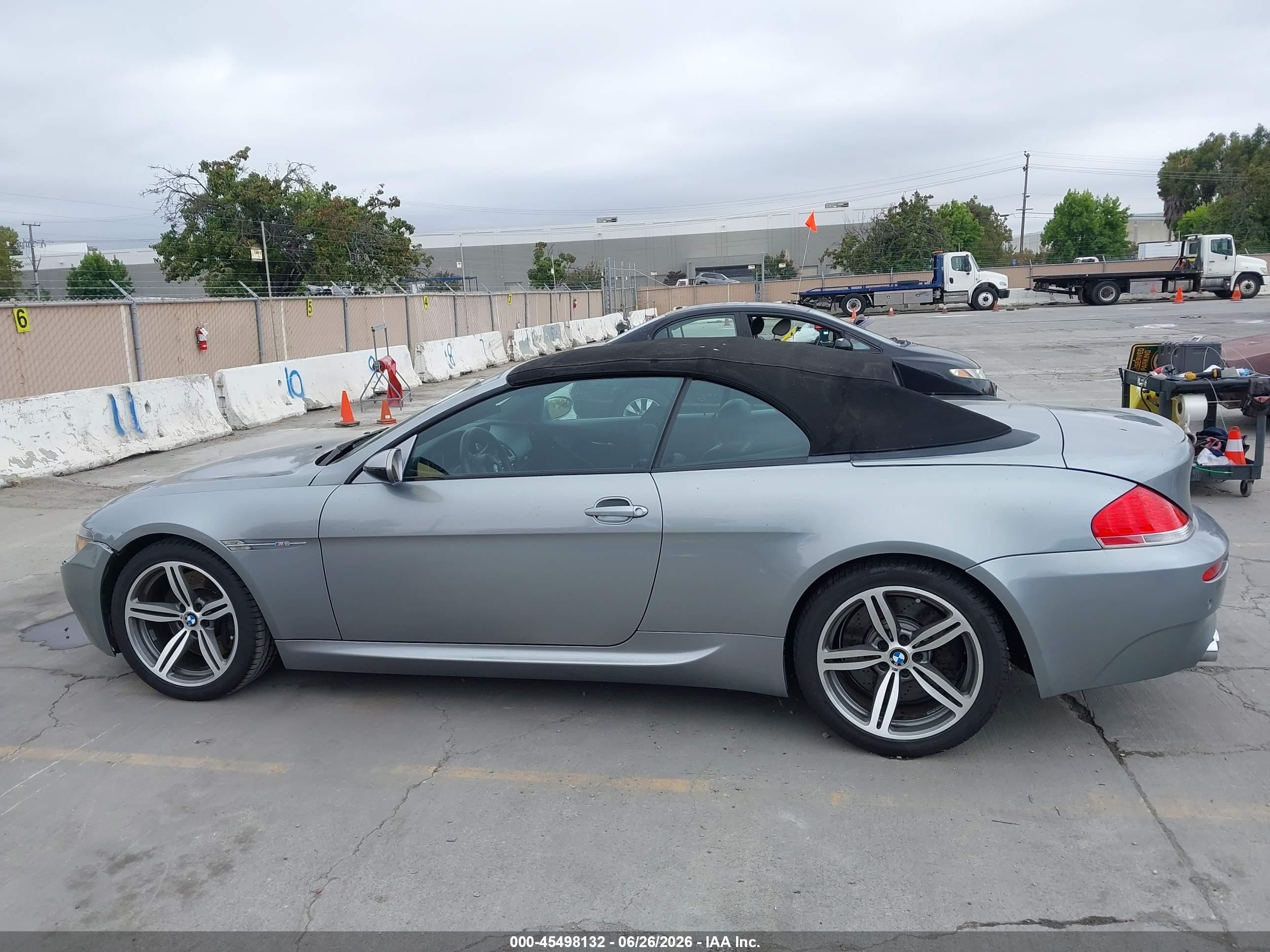 2007 Bmw M6   Silver vin: WBSEK93537CS32783