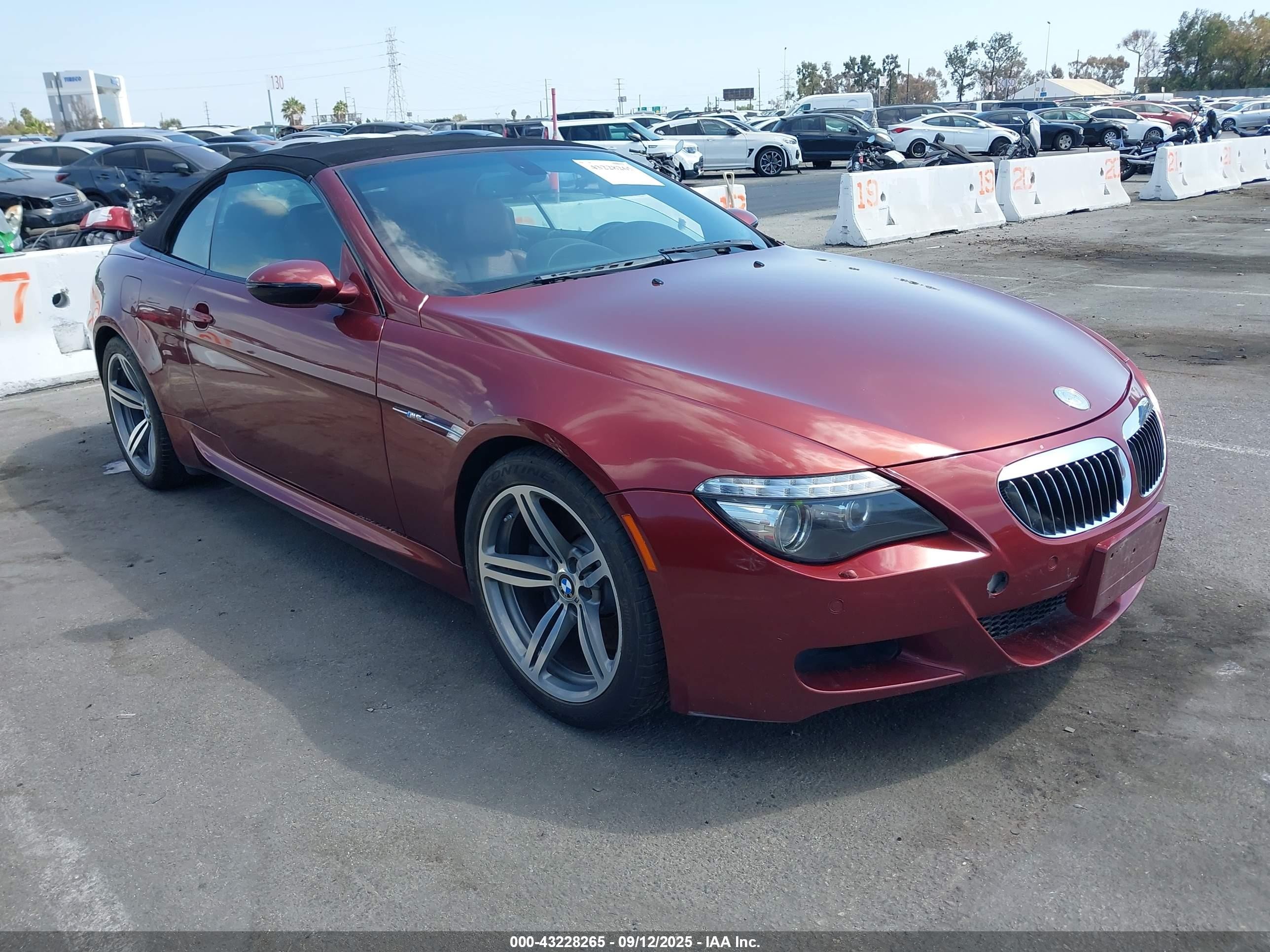 2008 Bmw M6   Maroon vin: WBSEK93588CY79469