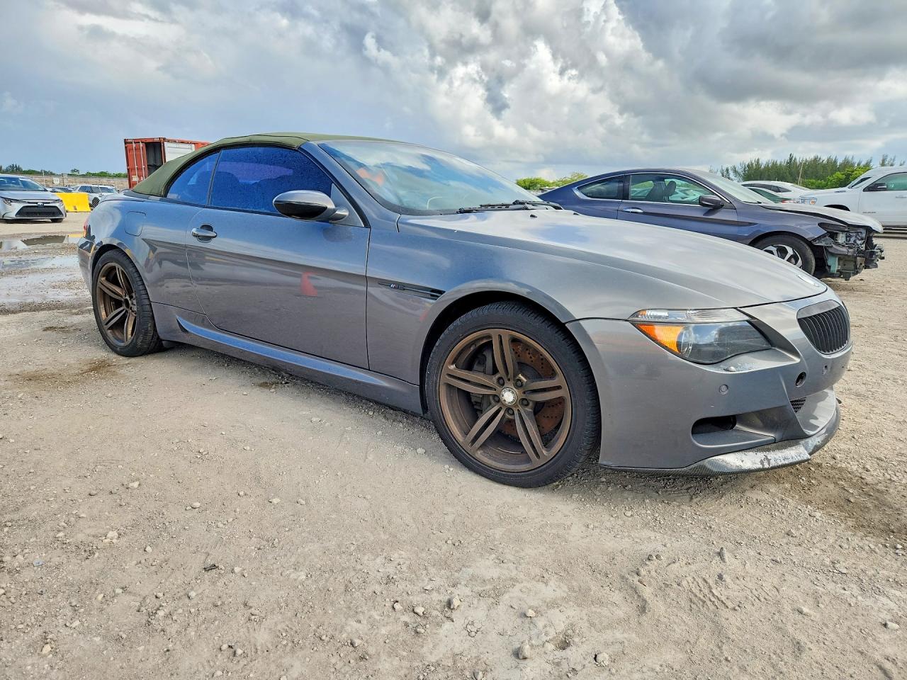 2007 Bmw M6 Silver vin: WBSEK93597CY78037