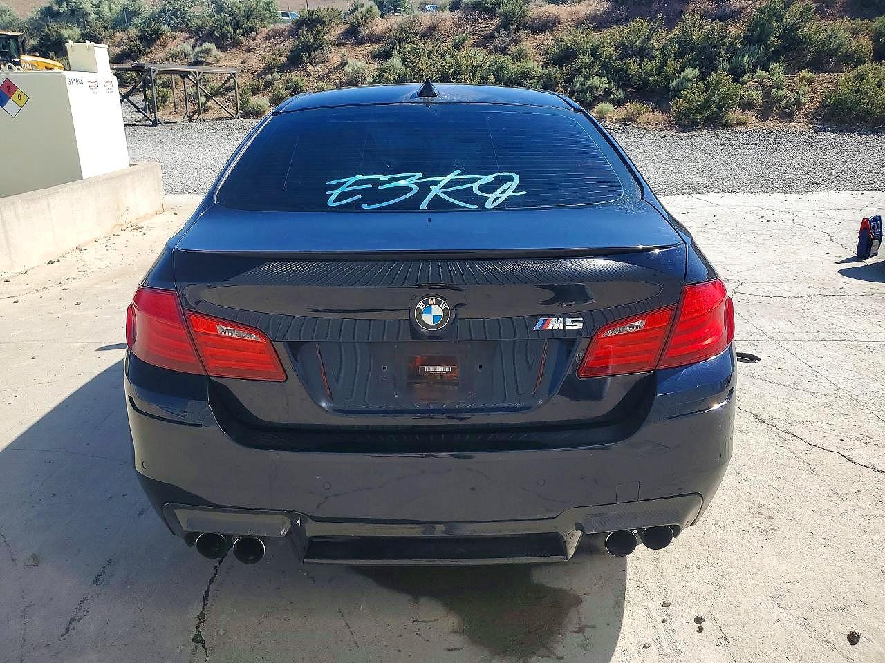 2013 Bmw M5 Blue vin: WBSFV9C50DC773992