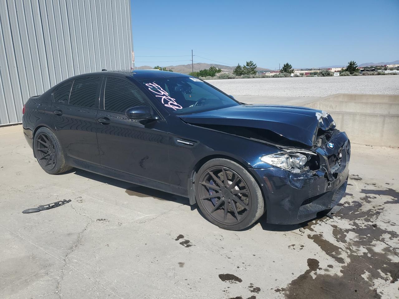 2013 Bmw M5 Blue vin: WBSFV9C50DC773992 Damage: Right Head Lamp, Broken, Replacement Required