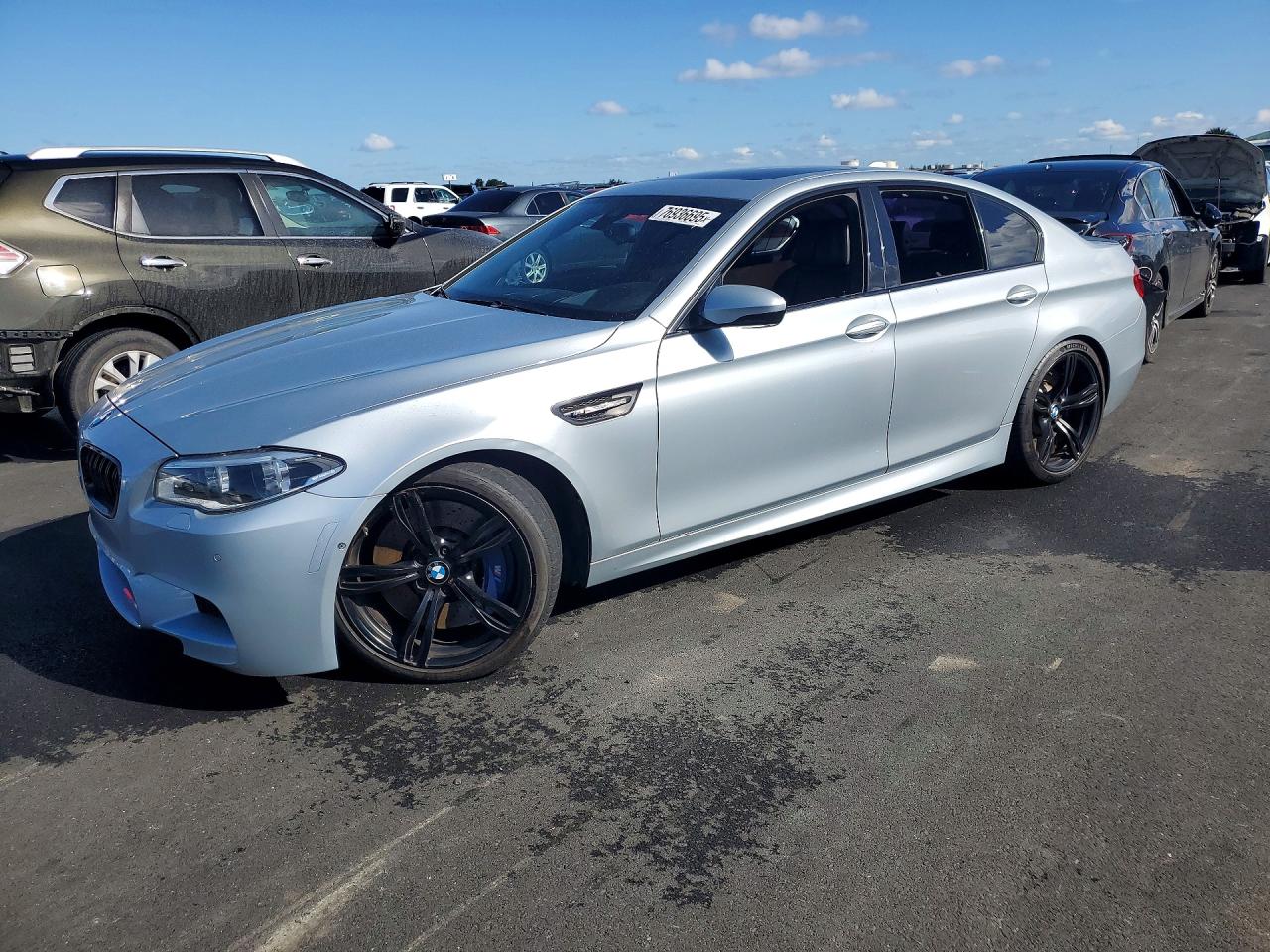 2015 Bmw Motorrad M5 Silver vin: WBSFV9C50FD594879