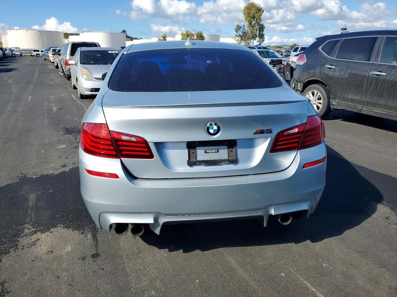 2015 Bmw Motorrad M5 Silver vin: WBSFV9C50FD594879