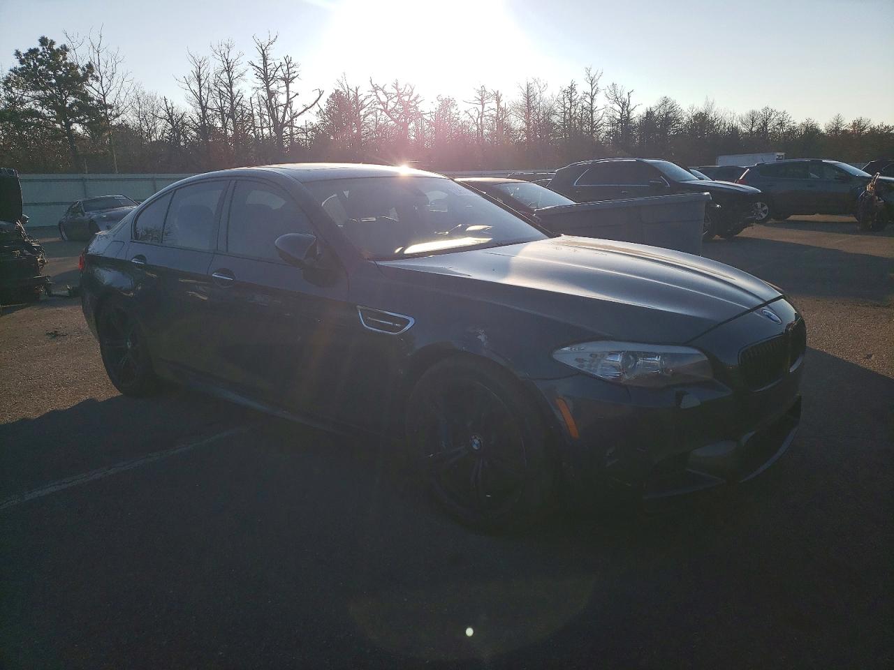 2013 Bmw Motorrad M5 Gray vin: WBSFV9C51DD097076