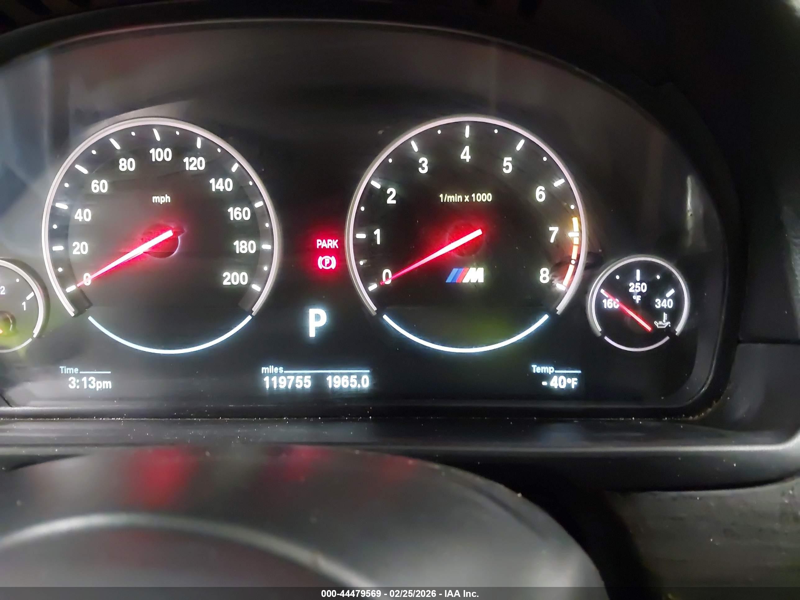 2014 Bmw M5   Silver vin: WBSFV9C51ED593223