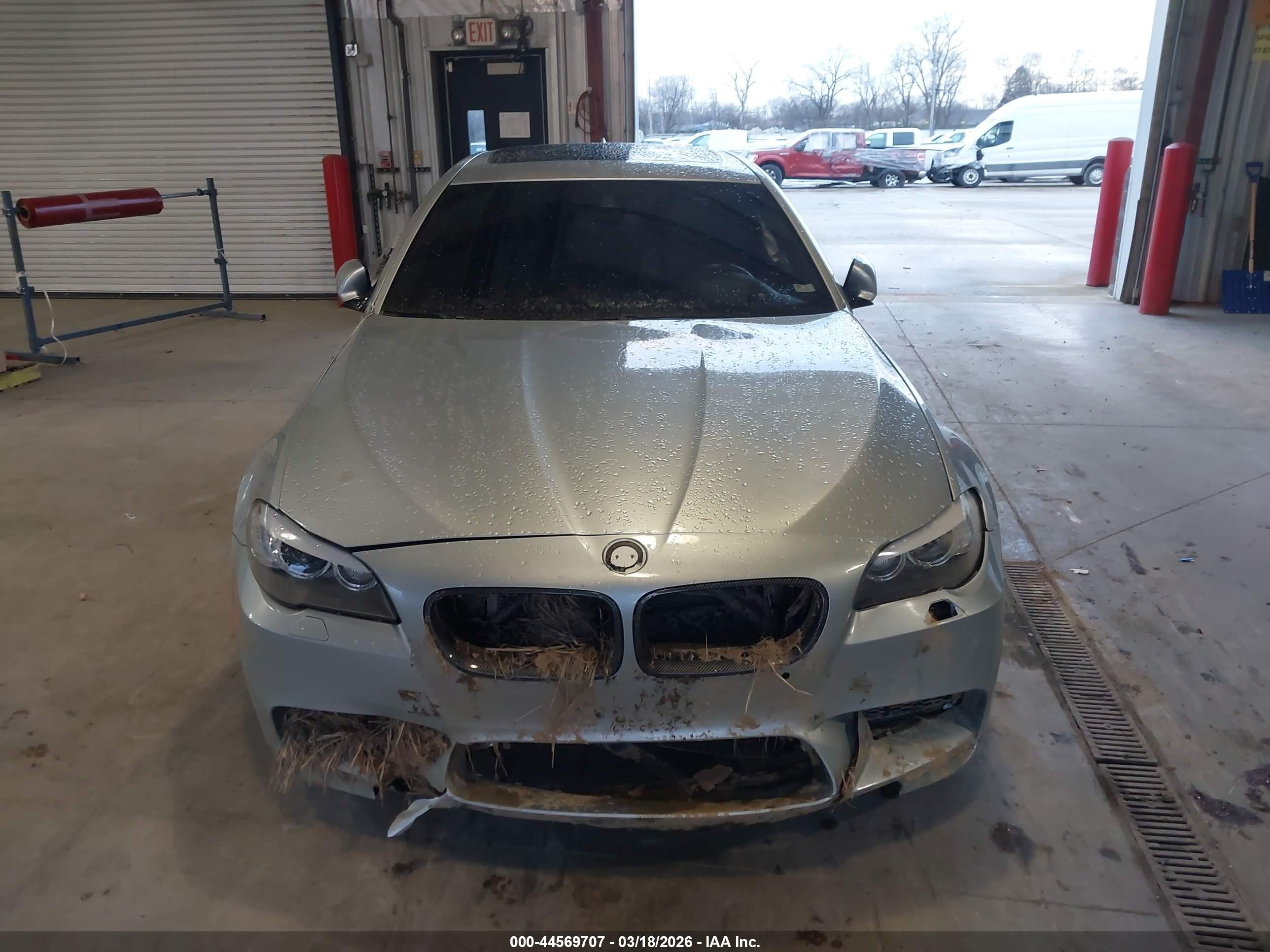 2013 Bmw M5 Silver vin: WBSFV9C53DD096625