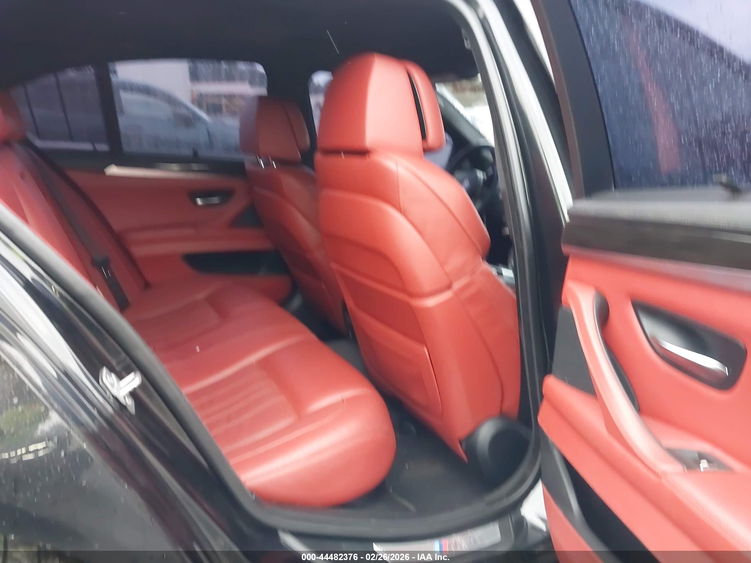 2014 Bmw M5   Black vin: WBSFV9C53ED097419