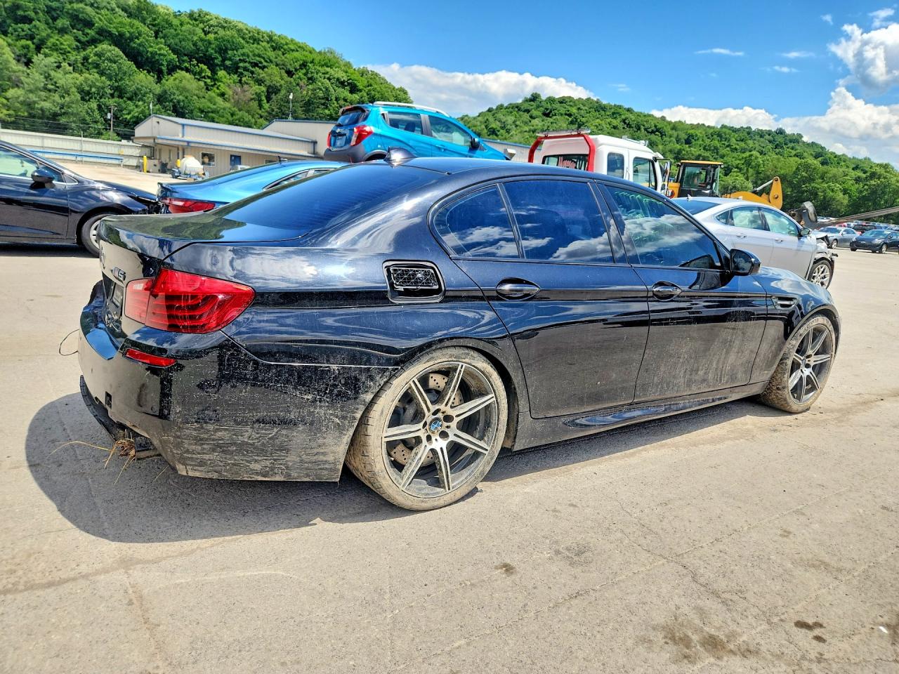 2014 Bmw M5 Black vin: WBSFV9C53ED097811