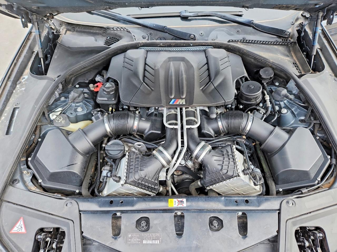 2014 Bmw M5 Gray vin: WBSFV9C53ED592980