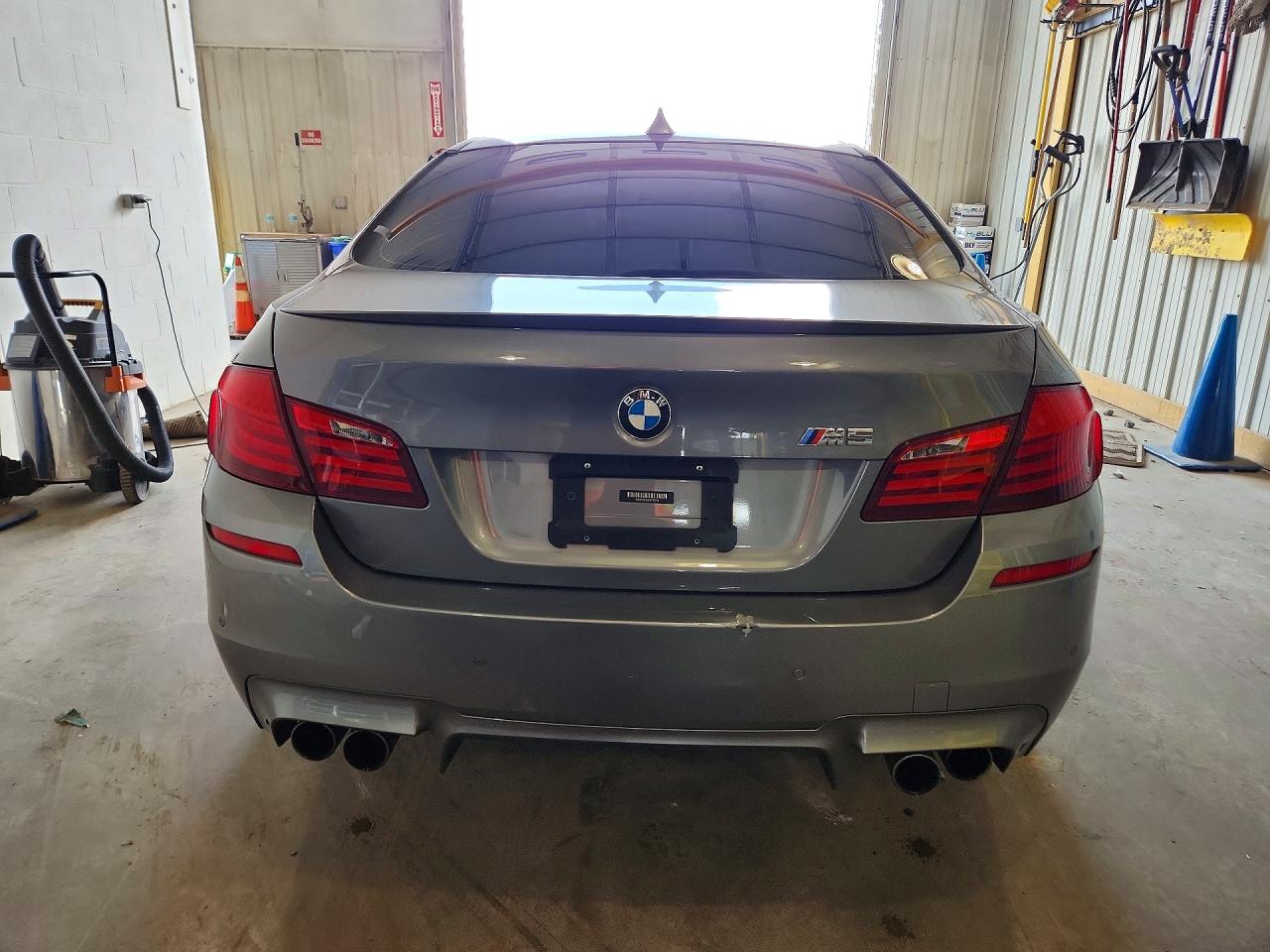 2013 Bmw M5 Gray vin: WBSFV9C54DC773316