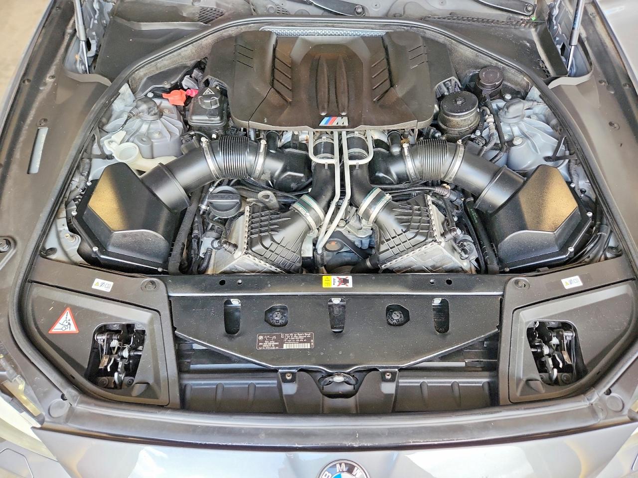 2013 Bmw M5 Gray vin: WBSFV9C54DC773316