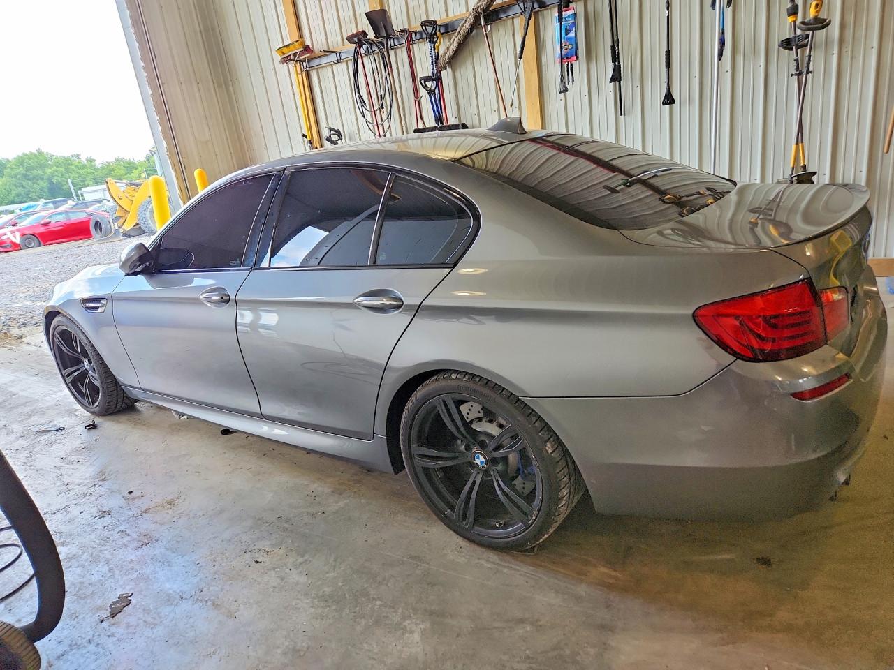 2013 Bmw M5 Gray vin: WBSFV9C54DC773316