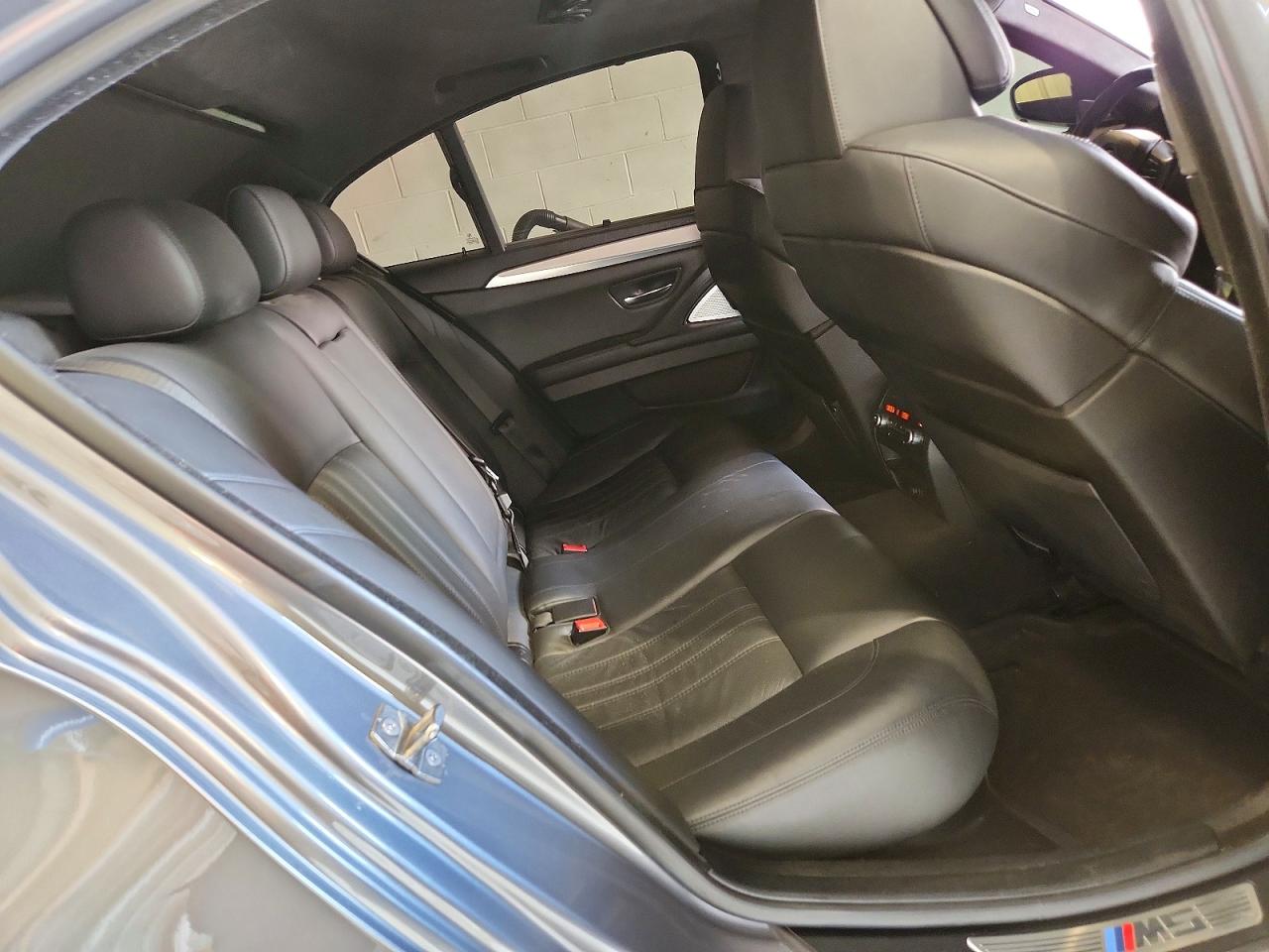 2013 Bmw M5 Gray vin: WBSFV9C54DC773316