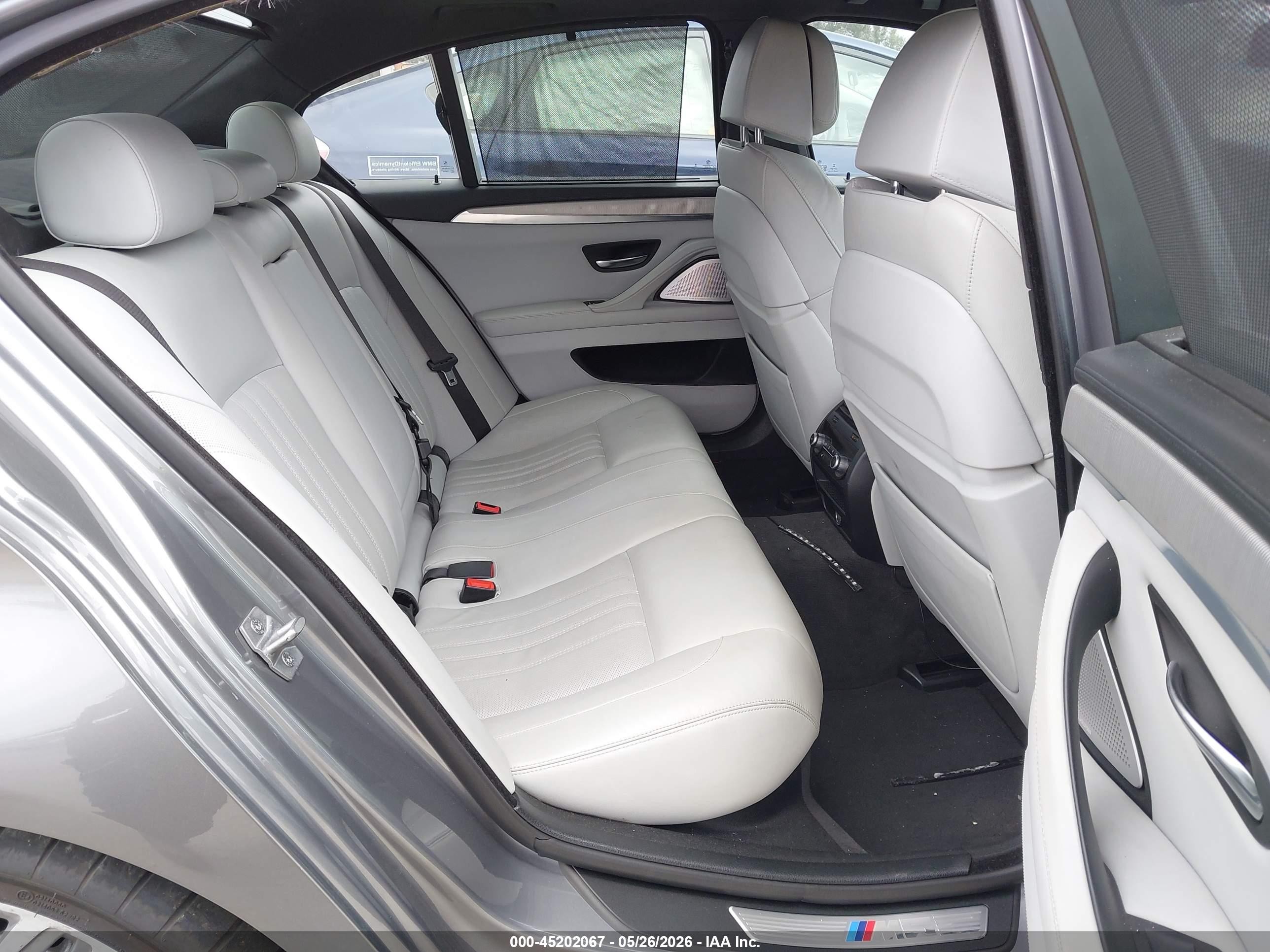 2014 Bmw M5   Gray vin: WBSFV9C54ED594057