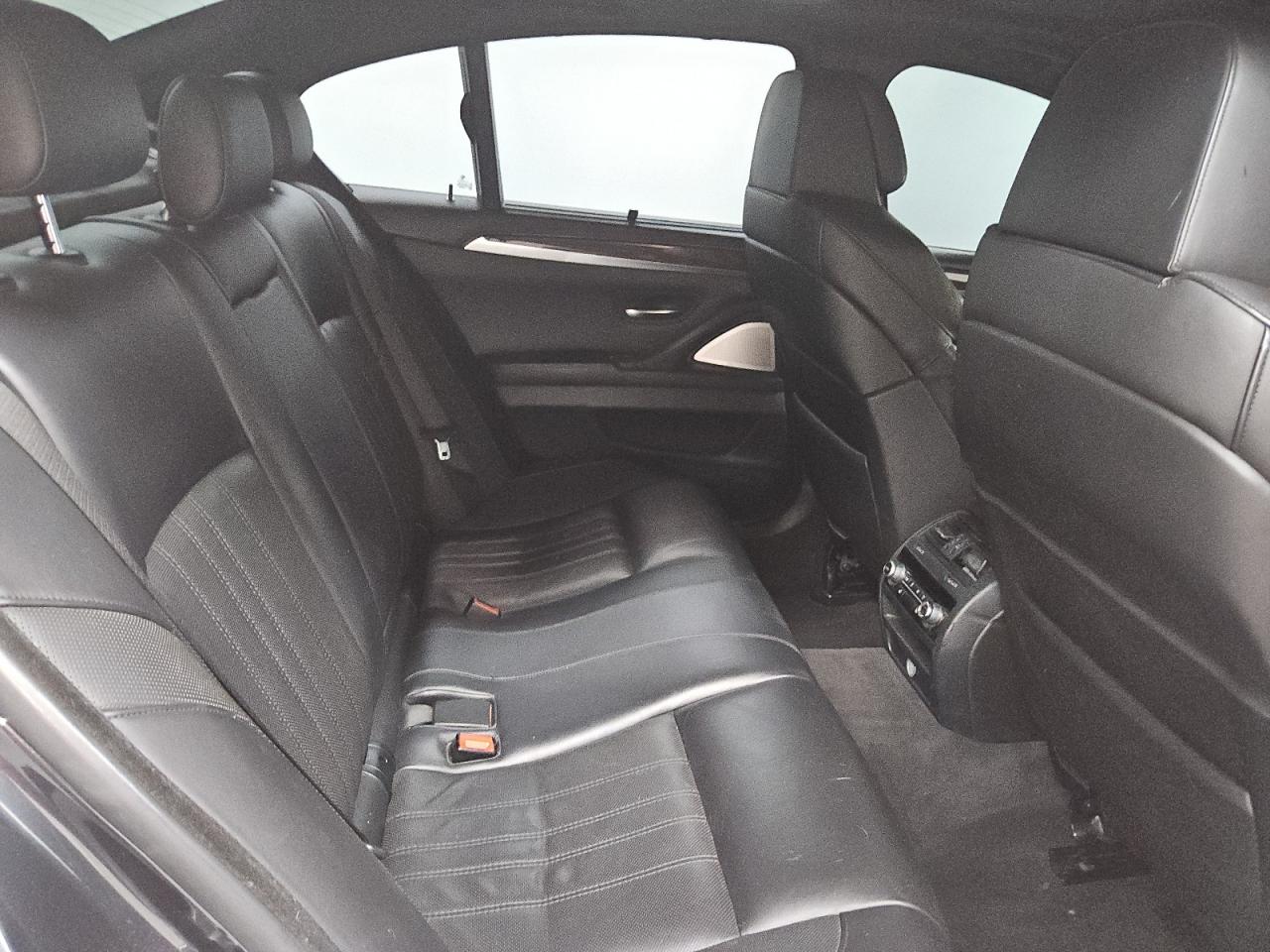 2013 Bmw M5 Gray vin: WBSFV9C55DC773731