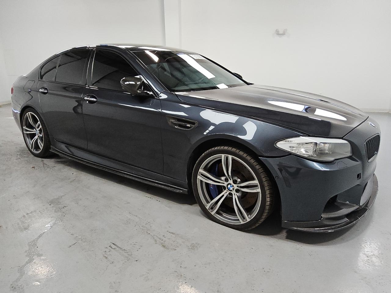 2013 Bmw M5 Gray vin: WBSFV9C55DC773731