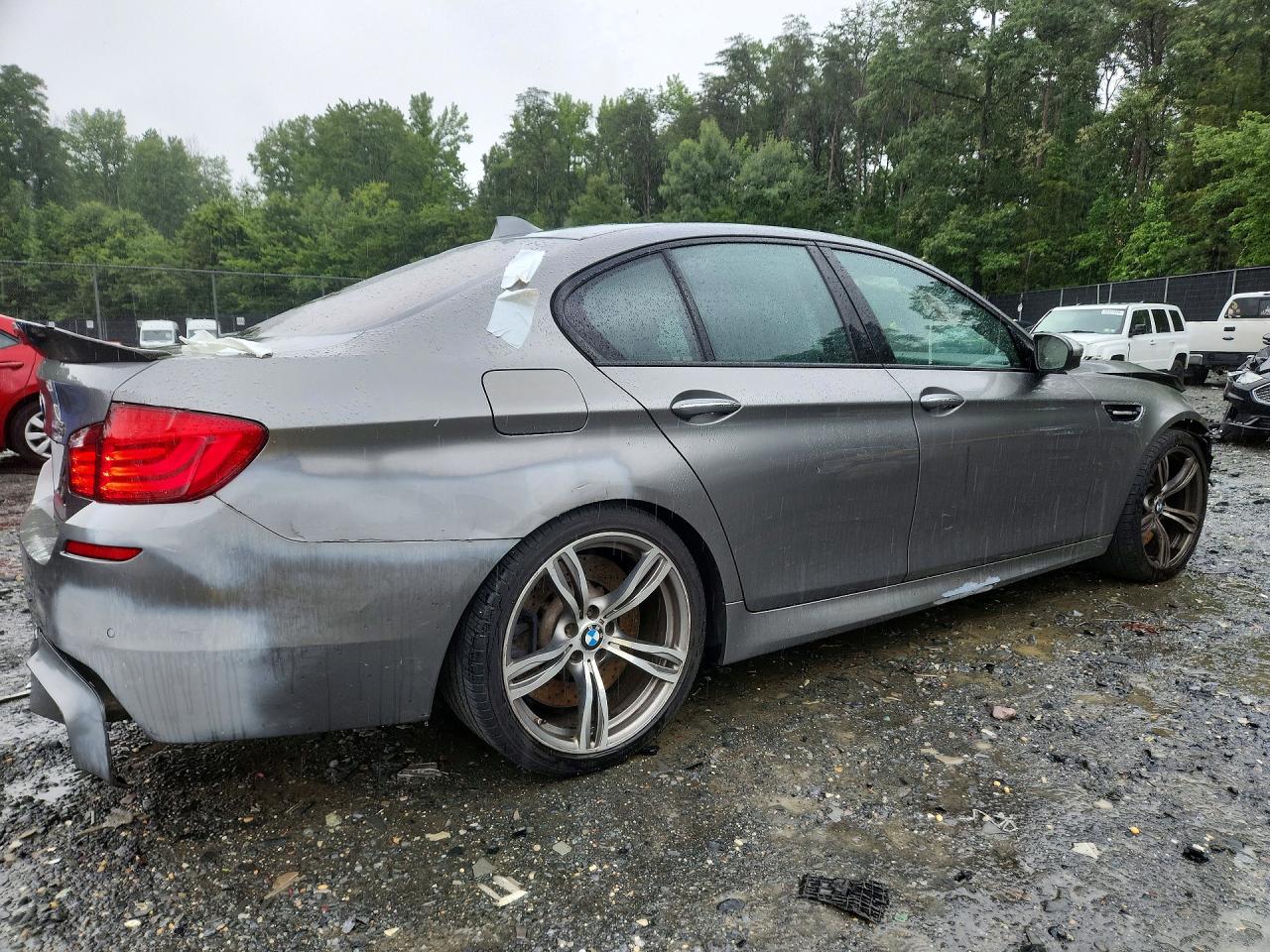 2013 Bmw M5 Gray vin: WBSFV9C56DD095906