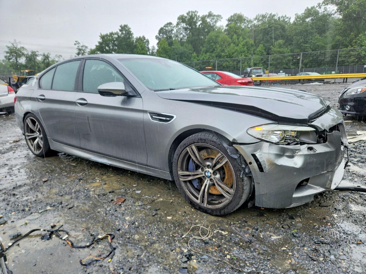 2013 Bmw M5 Gray vin: WBSFV9C56DD095906
