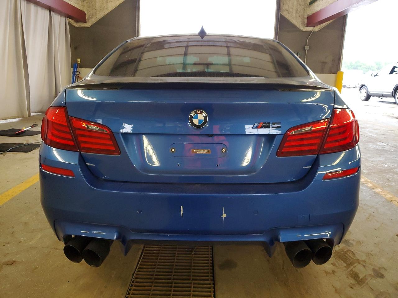 2013 Bmw M5 Blue vin: WBSFV9C56DD095999