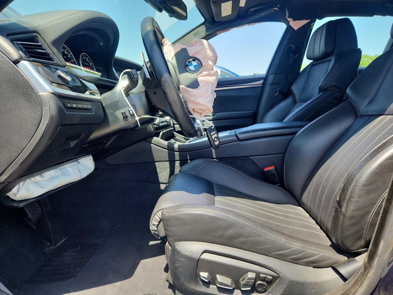 2014 Bmw M5 Blue vin: WBSFV9C57ED097469