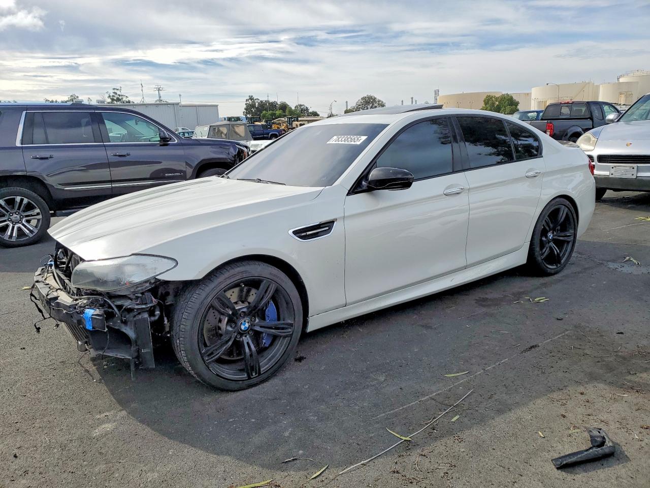 2013 Bmw Motorrad M5 White vin: WBSFV9C58DC773304