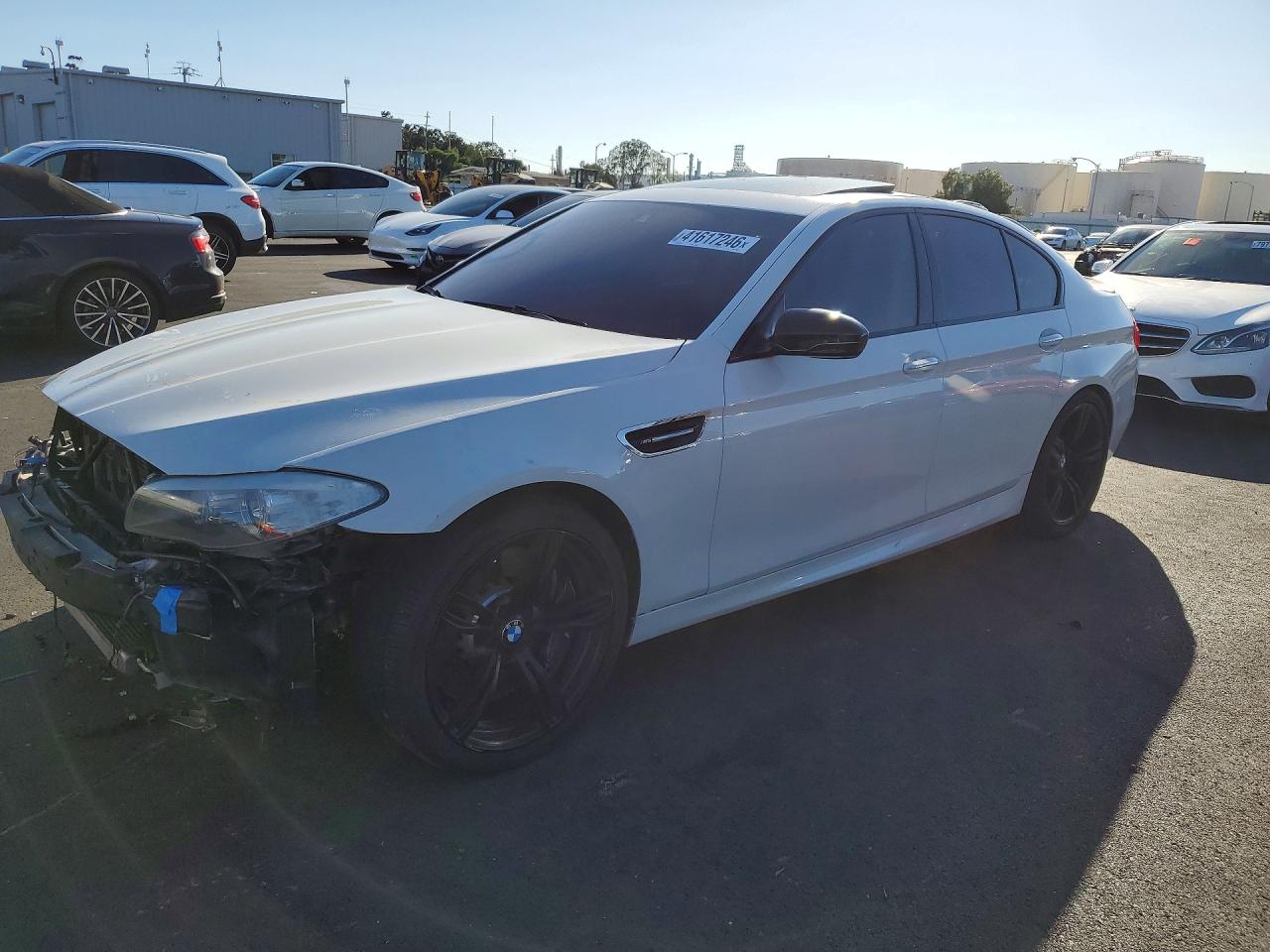 2013 Bmw M5 Белый vin: WBSFV9C58DC773304
