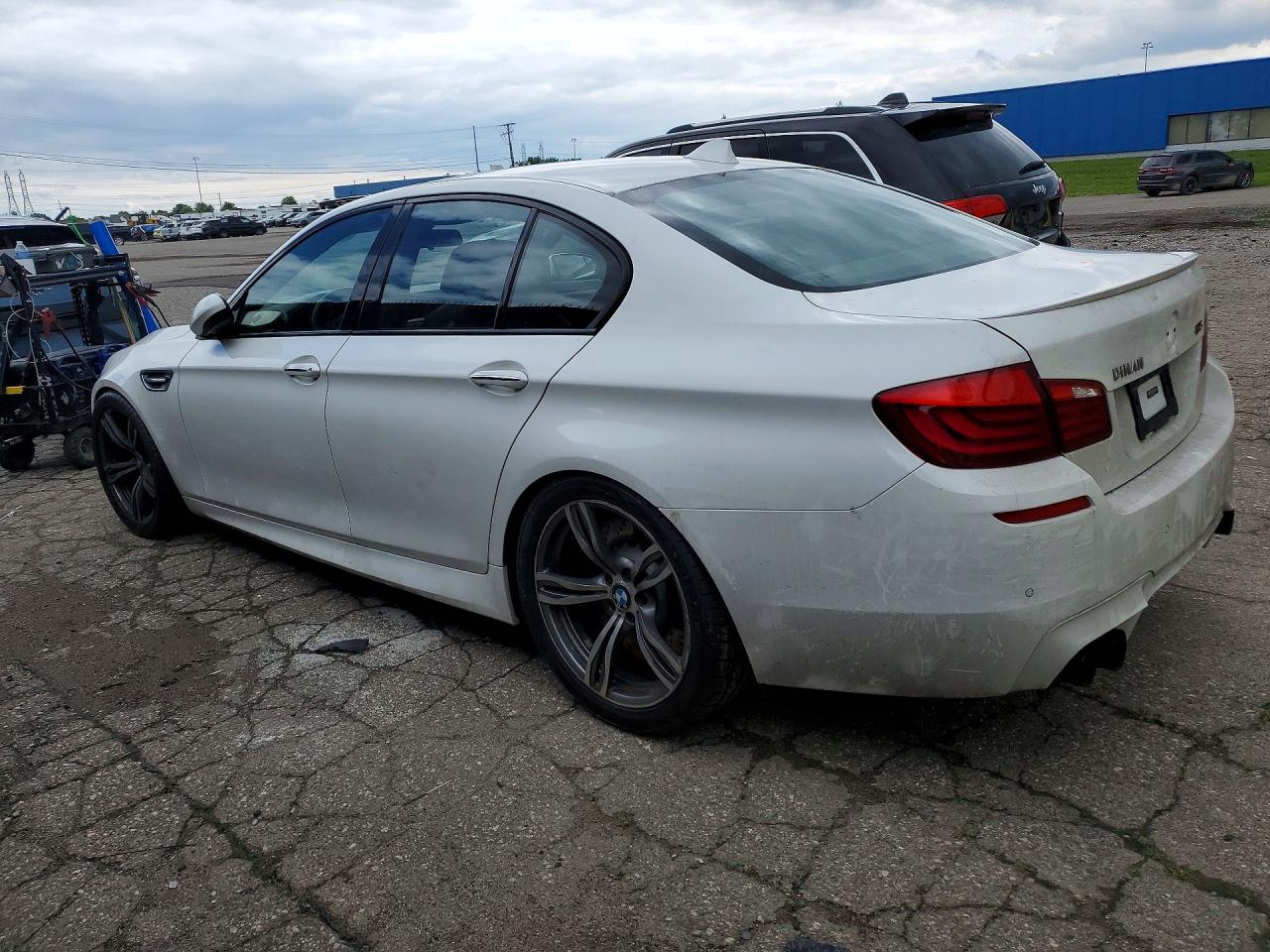 2013 Bmw M5 White vin: WBSFV9C58DC773514