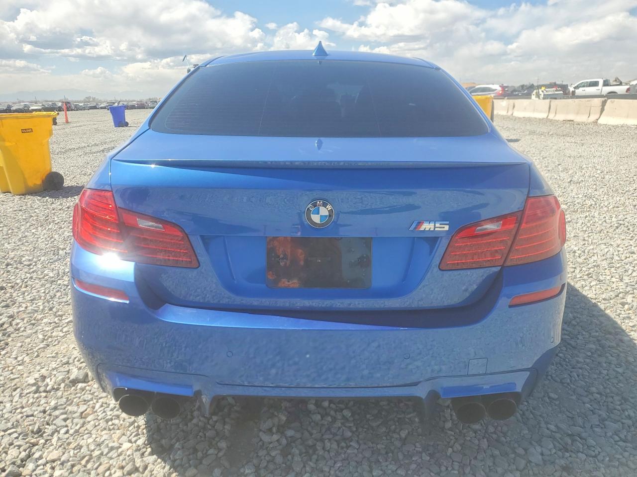2014 Bmw M5 Blue vin: WBSFV9C58ED593283