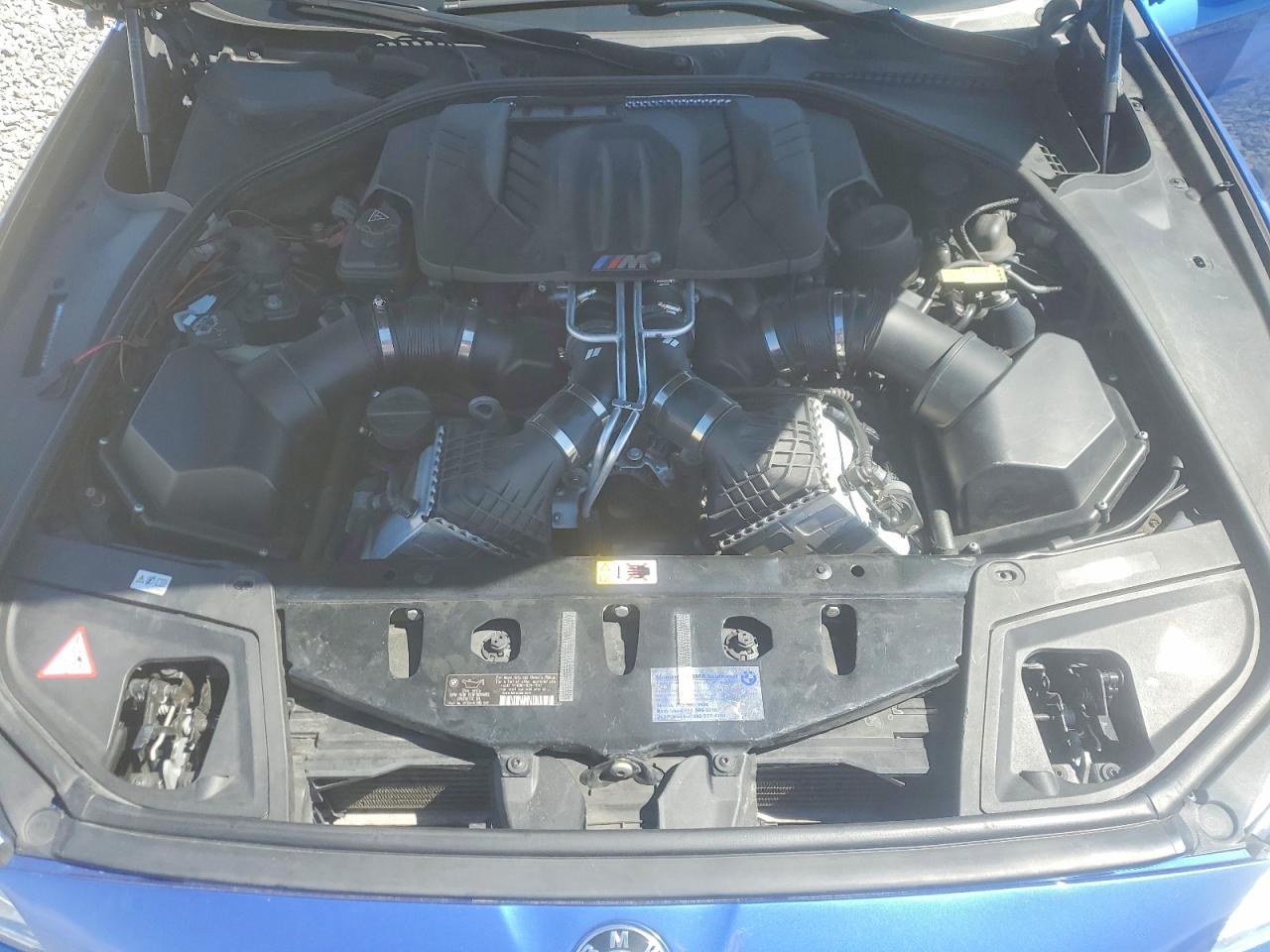 2014 Bmw M5 Blue vin: WBSFV9C58ED593283