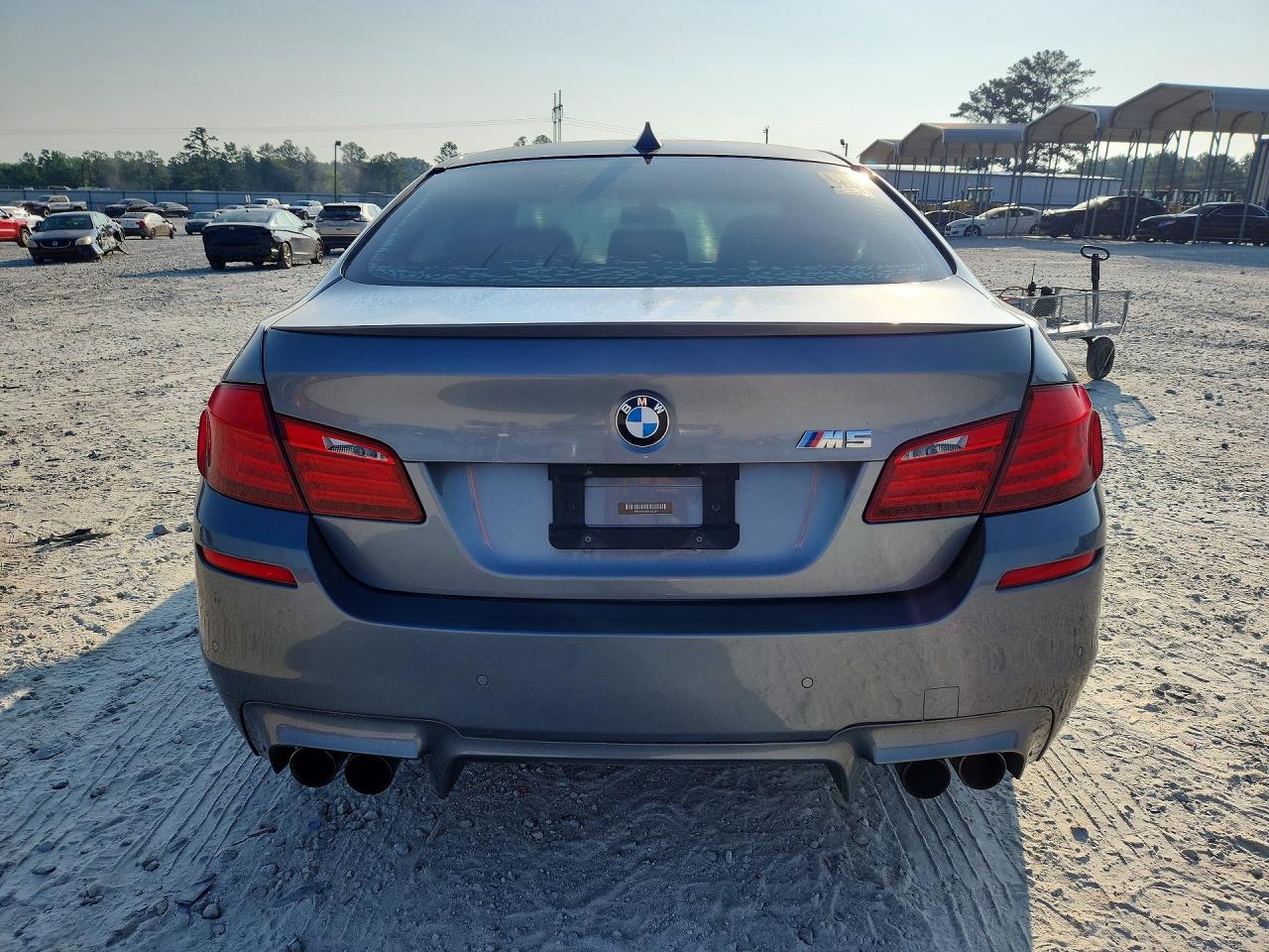 2013 Bmw M5 Gray vin: WBSFV9C59DC772257