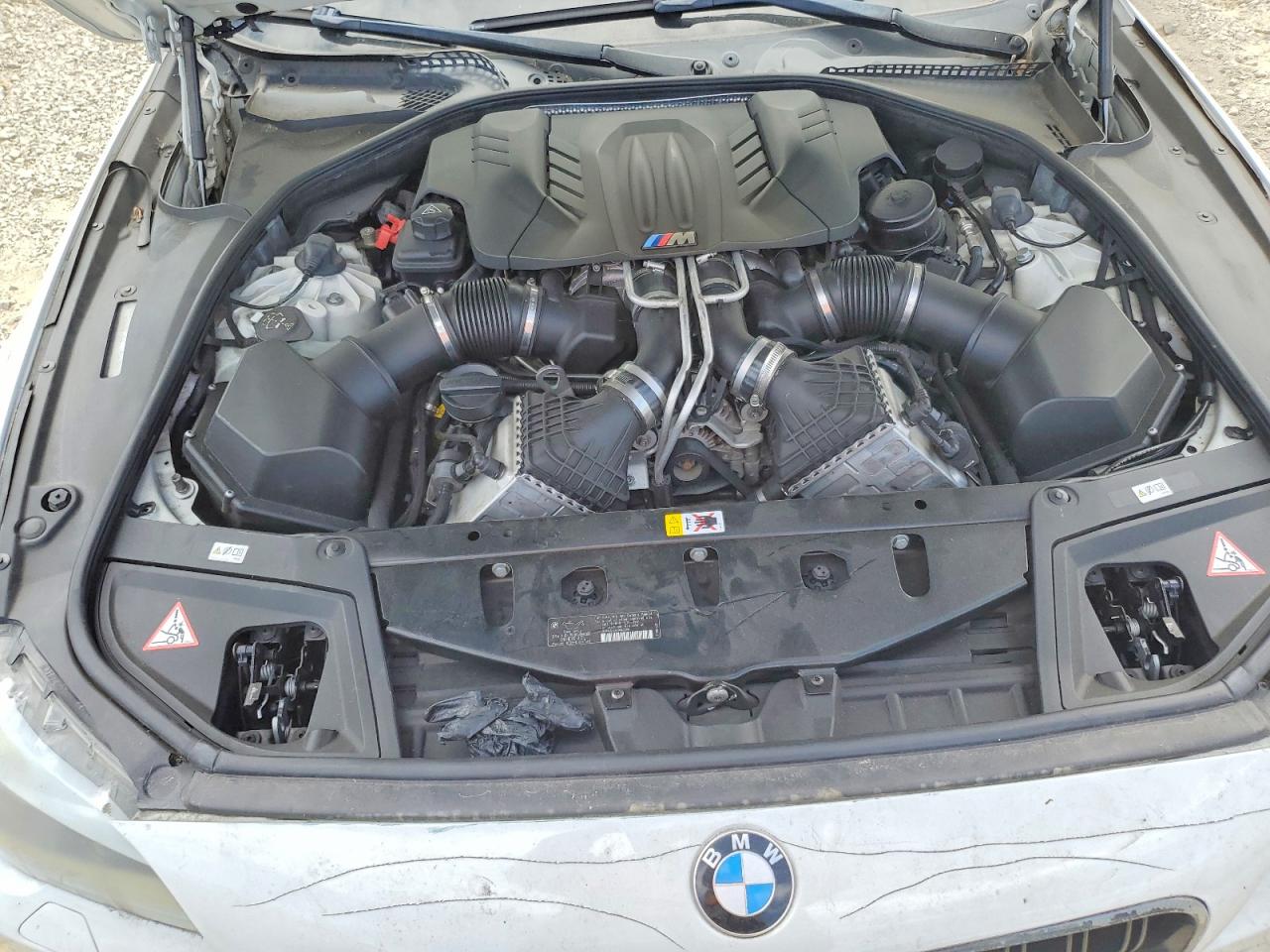 2013 Bmw M5 White vin: WBSFV9C5XDC774051