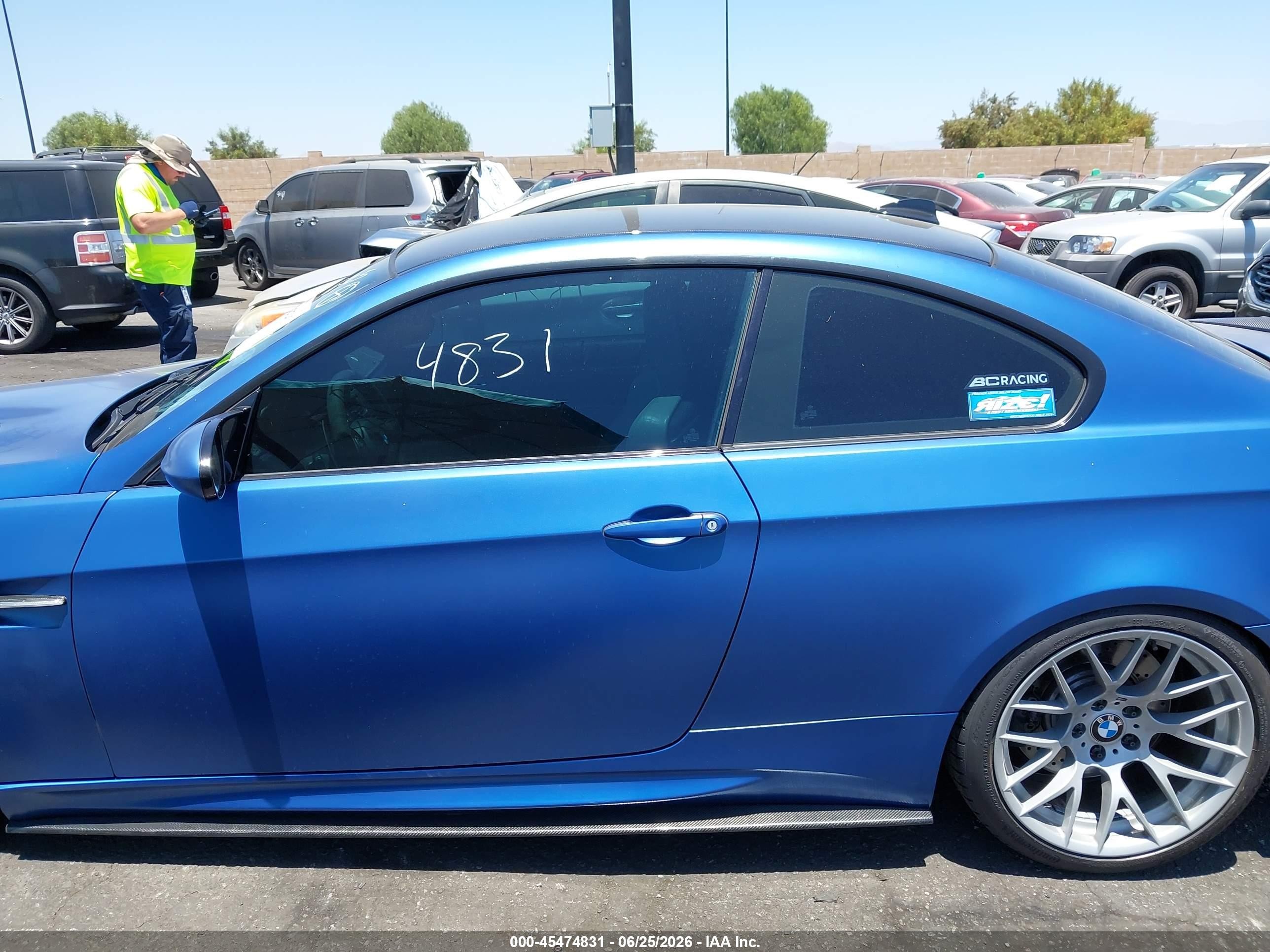 2013 Bmw M3   Blue vin: WBSKG9C50DJ594081