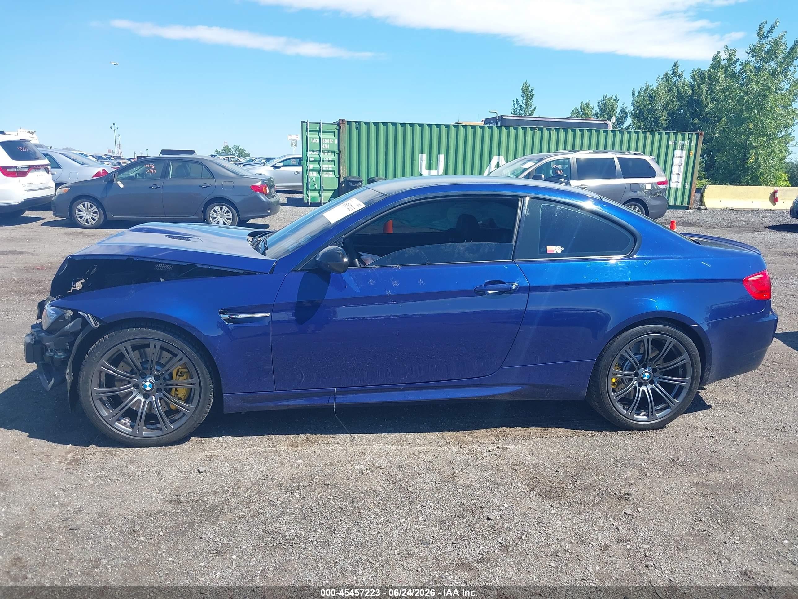2011 Bmw M3 Blue vin: WBSKG9C55BE368589