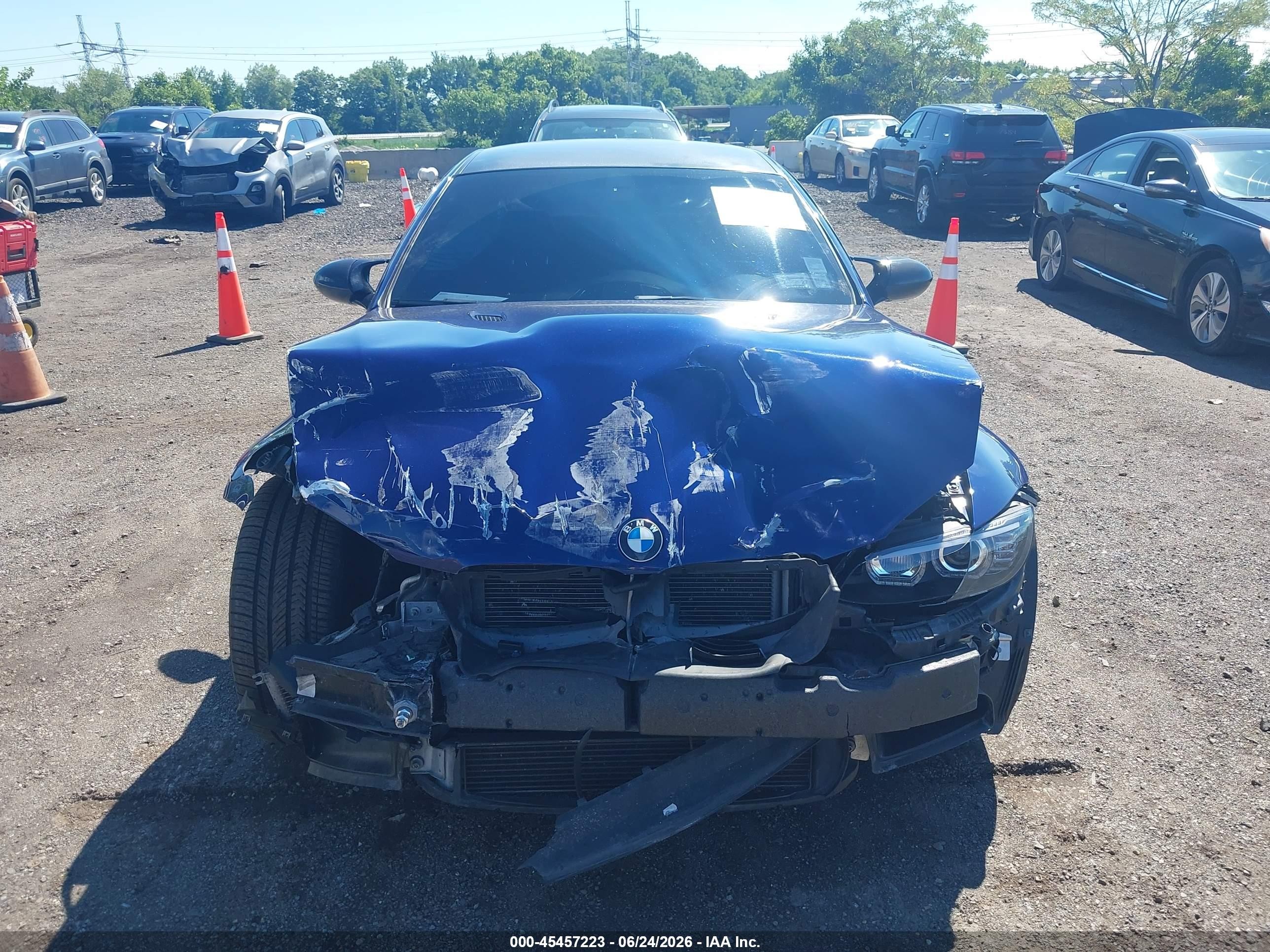 2011 Bmw M3 Blue vin: WBSKG9C55BE368589